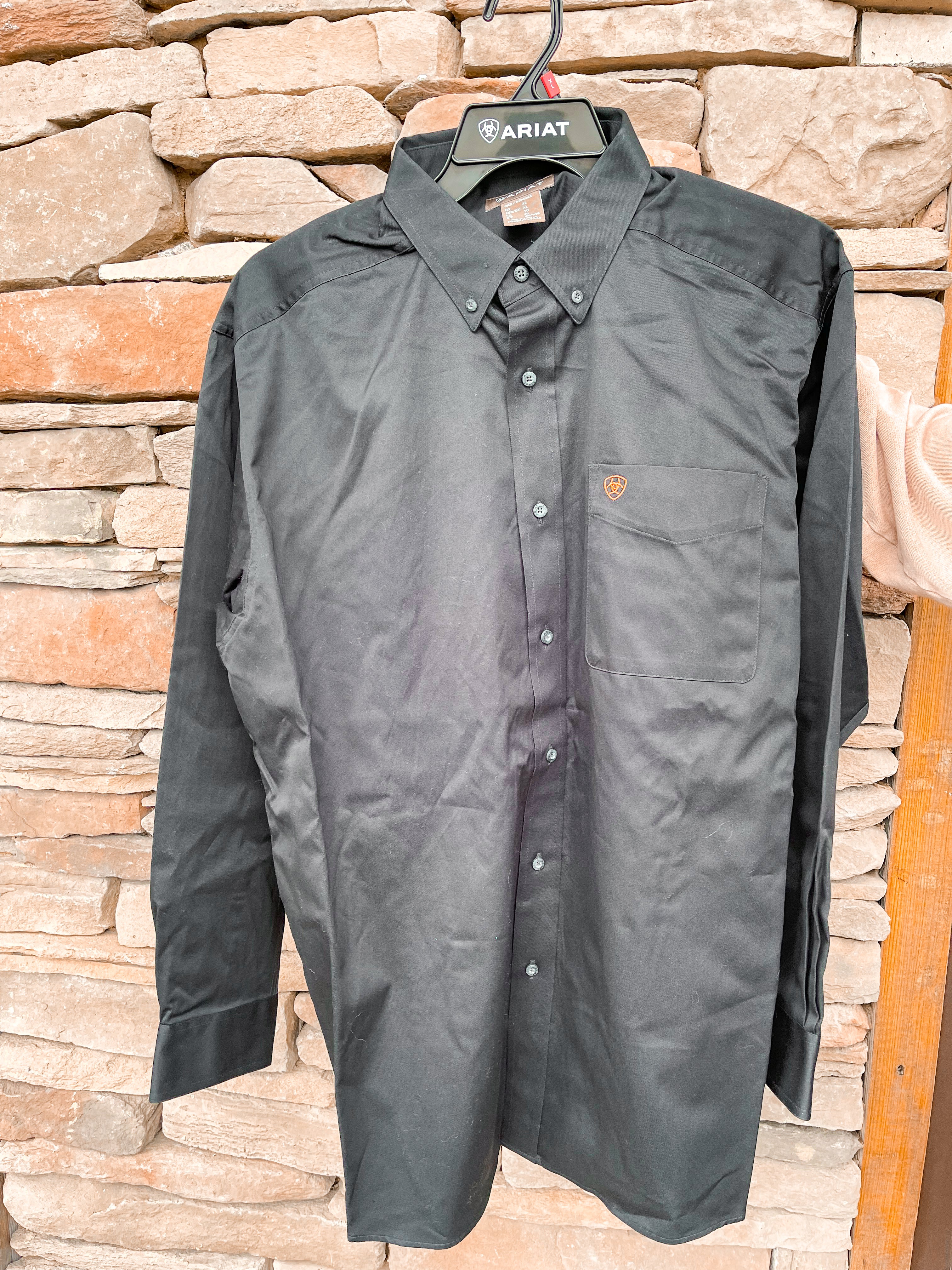 Ariat Solid Twill Classic Fit Shirt in Black - Image 5
