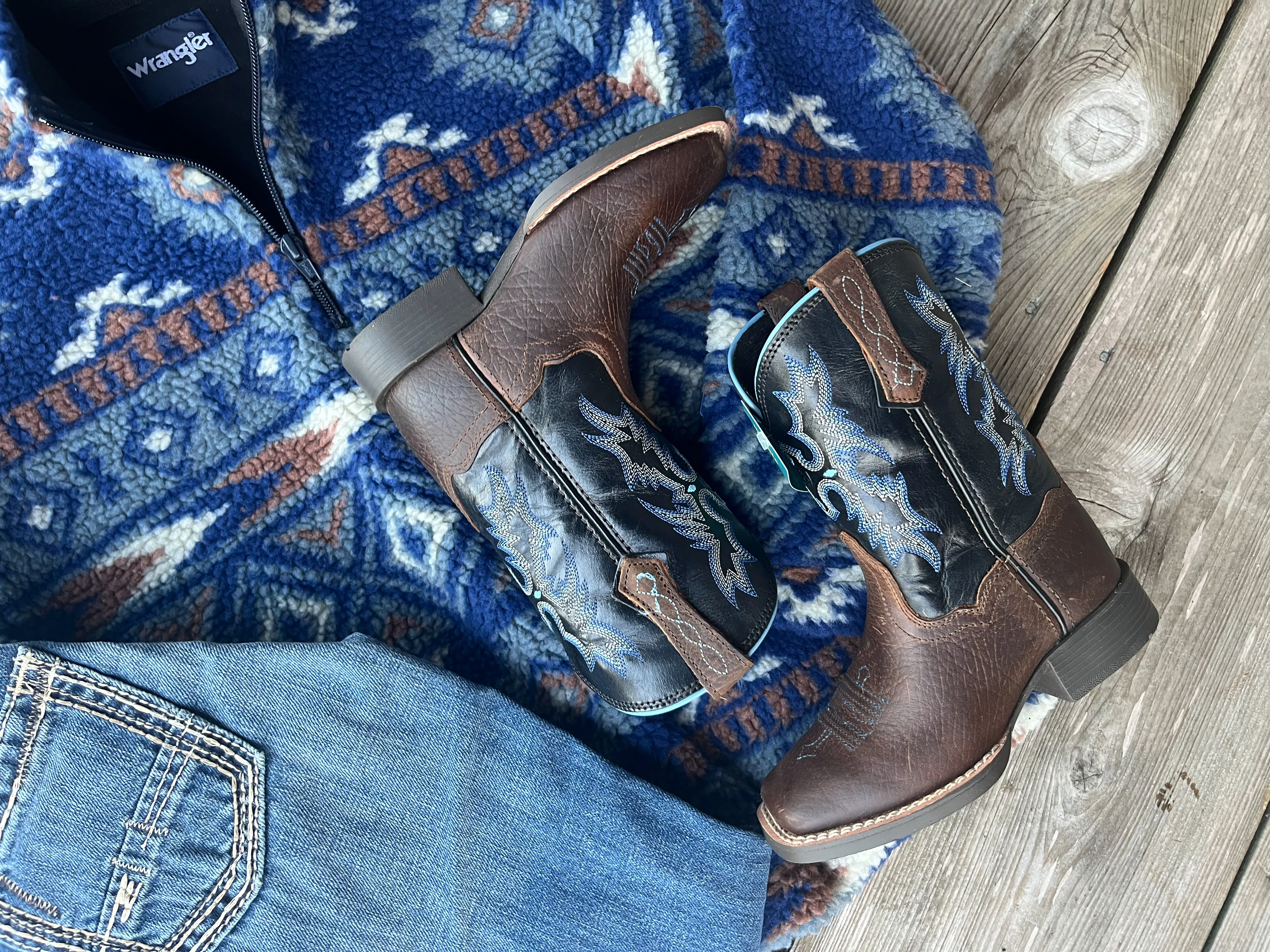 Youth Ariat Tombstone Boot In Earth - Image 10