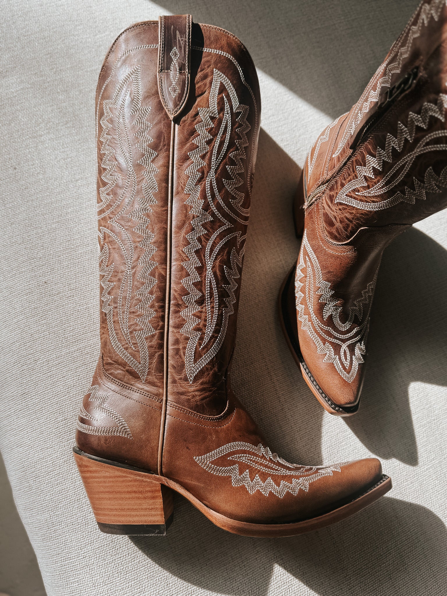 Ariat Women's Casanova Western Boots in Shades of Grain - Image 10