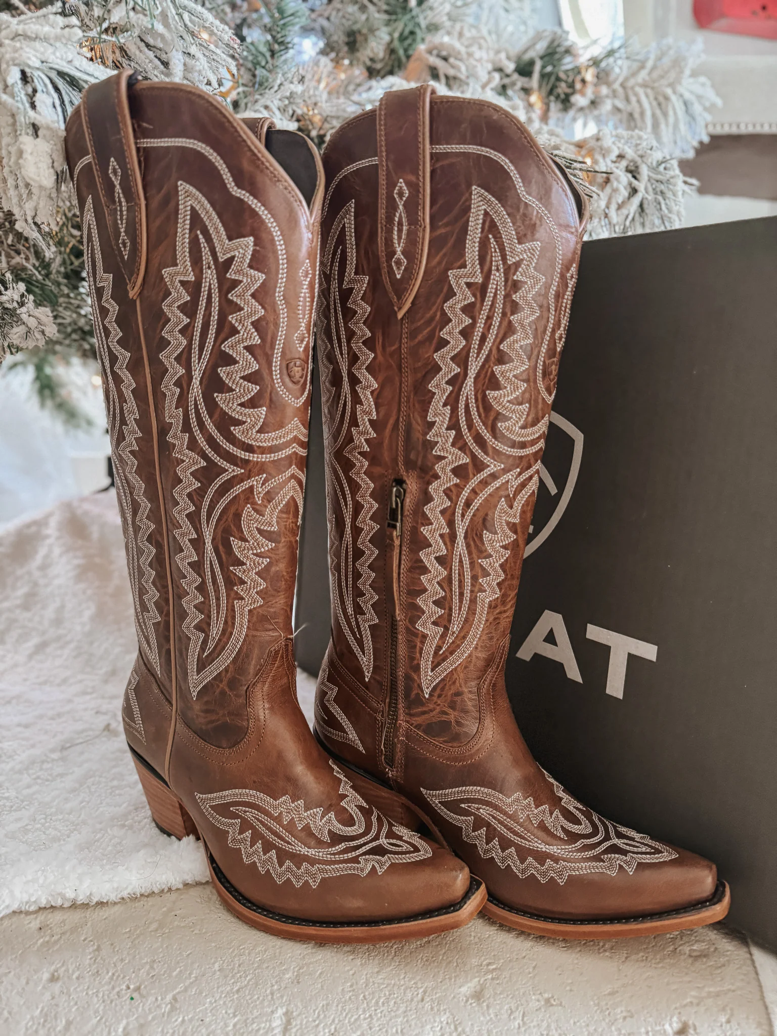 Ariat Women's Casanova Western Boots in Shades of Grain - Image 18