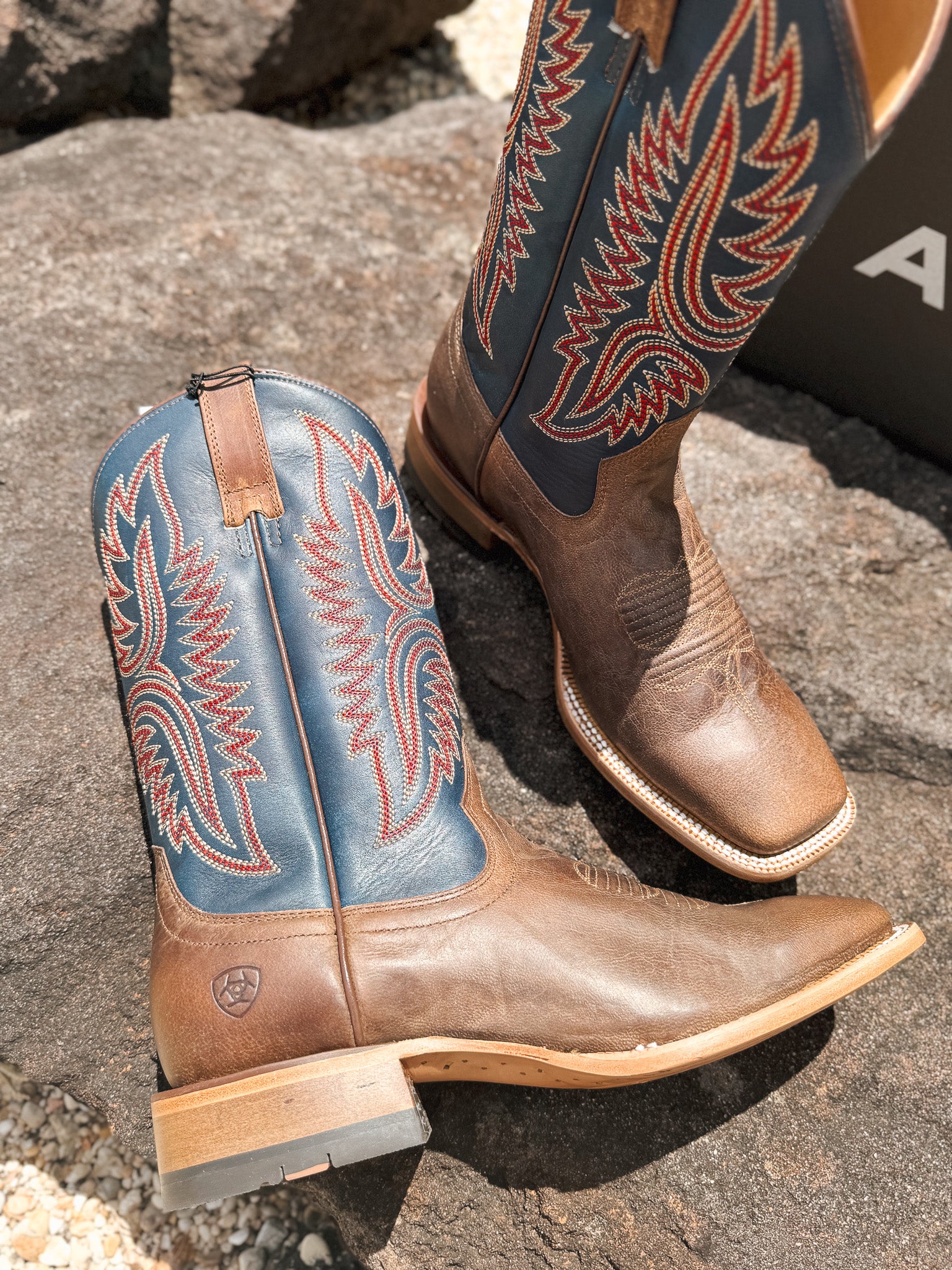 Men's Ariat Tanglewood Western Boots - Image 3