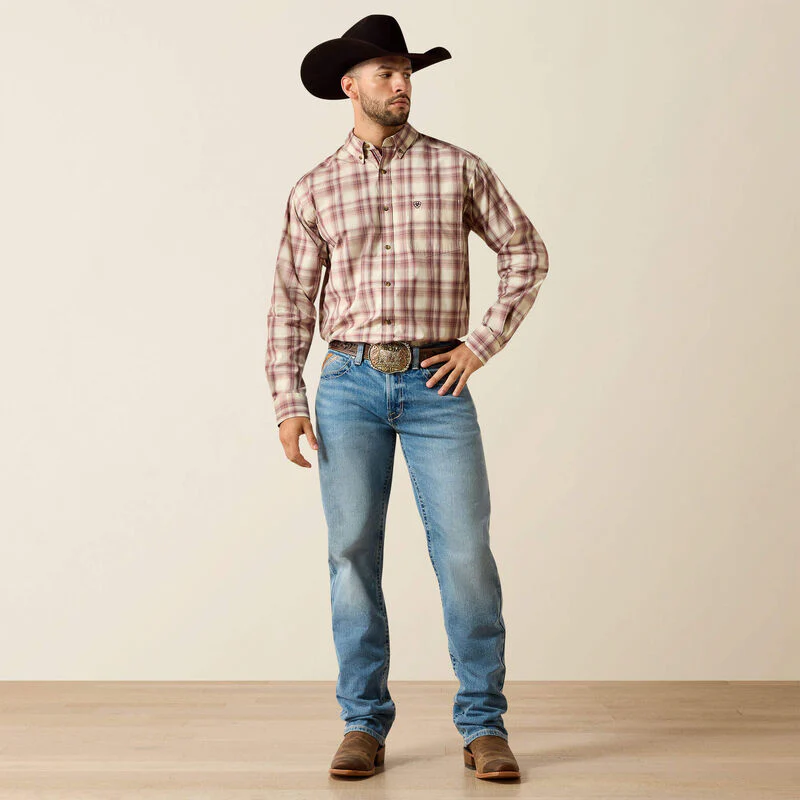 Men's Ariat M2 Traditional Relaxed Cameron Boot Cut Jean - Image 3