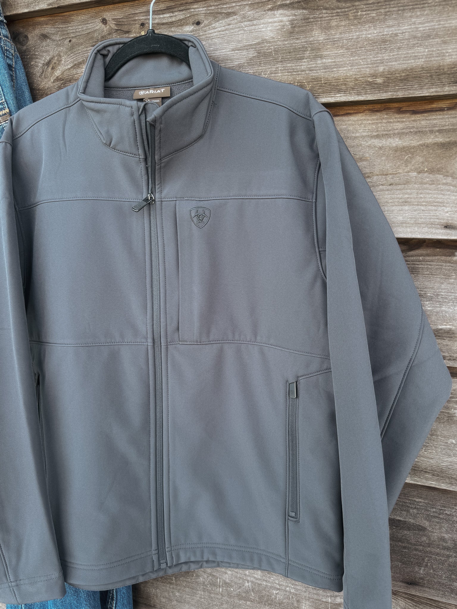 Men's Ariat Vernon Softshell Jacket - Image 9