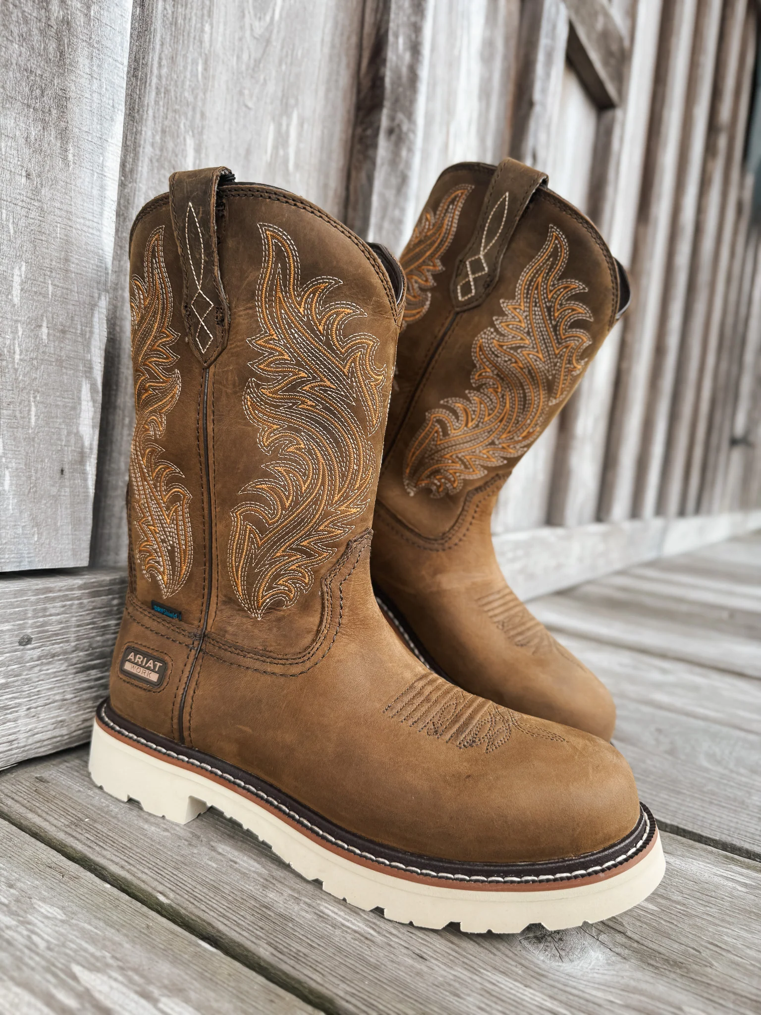 Men's Ariat Activator Argo Distressed Brown Waterproof Round Toe Work Boots - Image 2