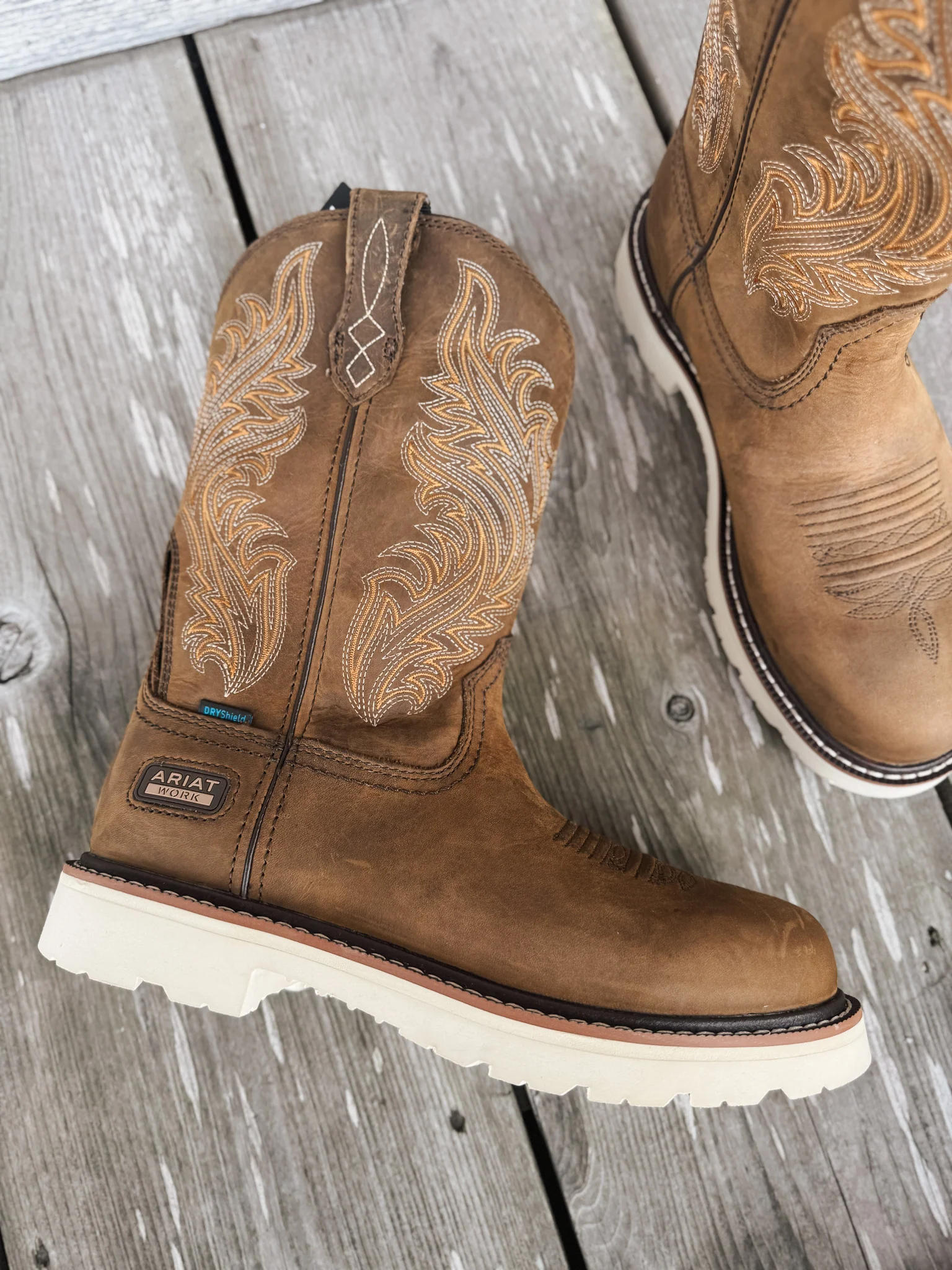 Men's Ariat Activator Argo Distressed Brown Waterproof Round Toe Work Boots - Image 4
