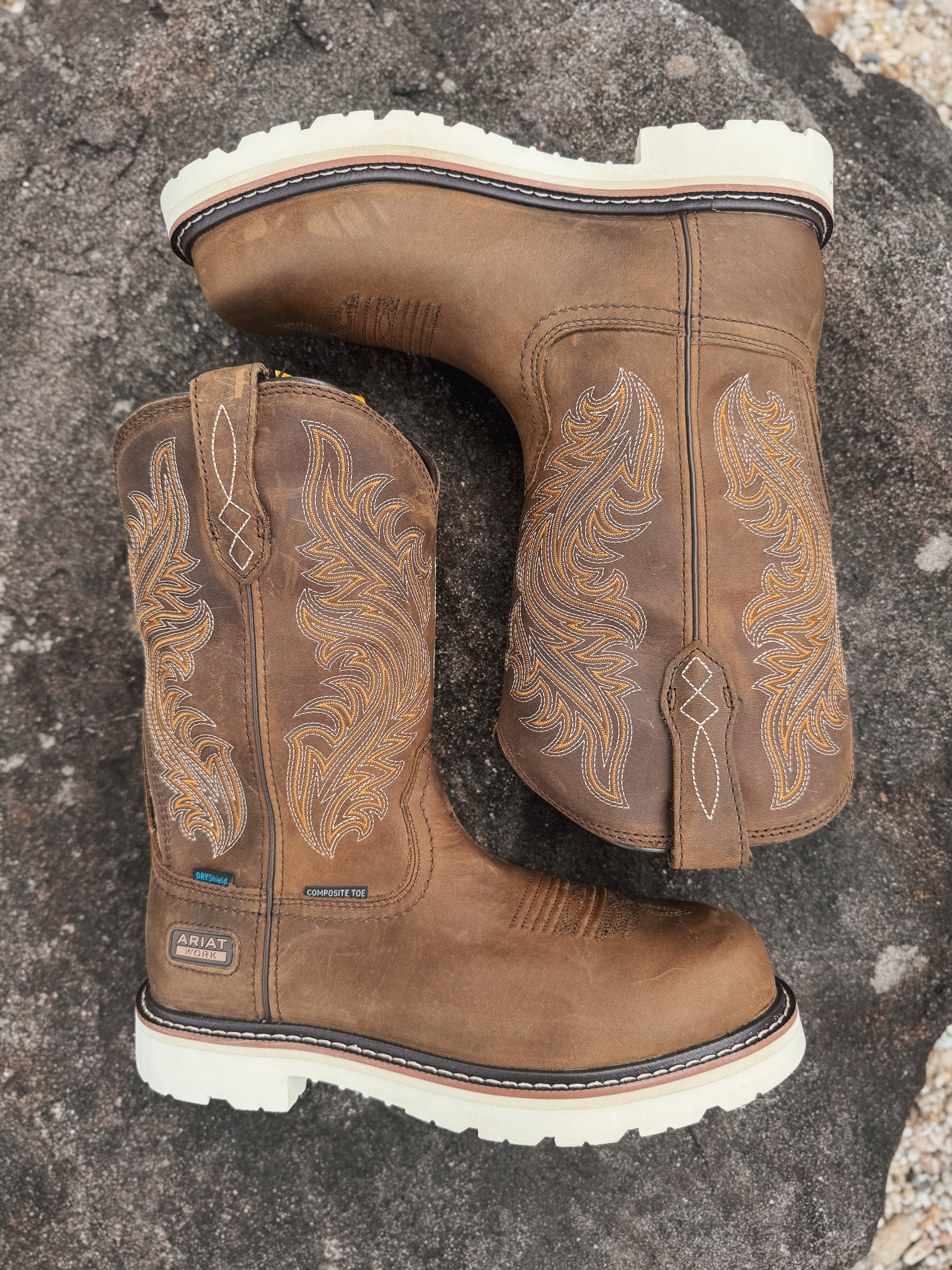 Men's Ariat Activator Argo Waterproof Distressed Brown Round Composite Toe Work Boots - Image 3