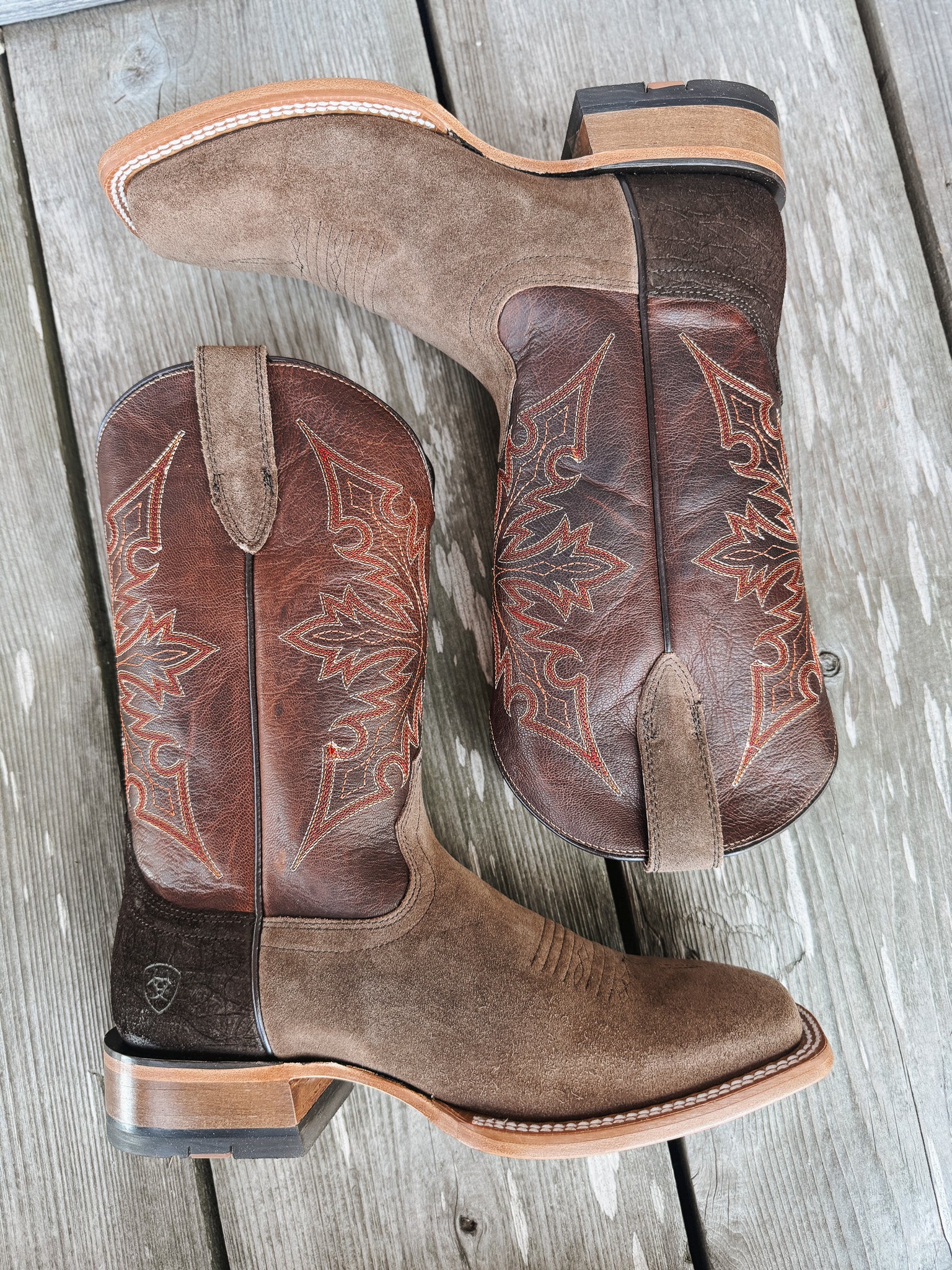 Men's Ariat Circuit Gritty Wide Square Toe Cowboy Boots - Image 8