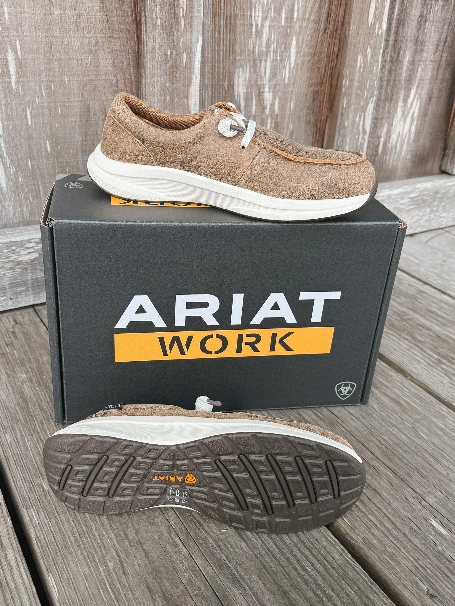 Women's Ariat Buckeye Steel Toe Work Shoe - Image 4