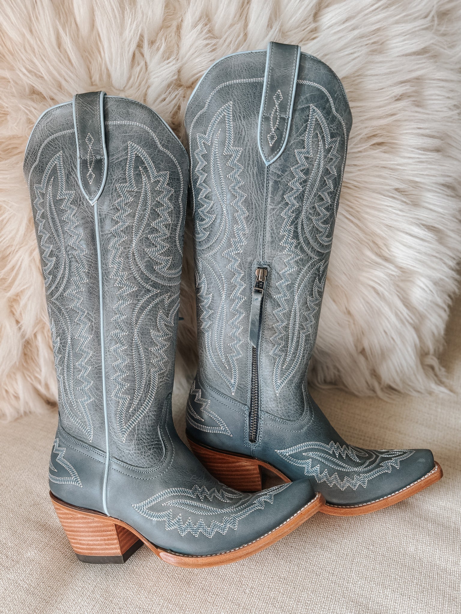 Ariat Women's Casanova Western Boots in Vintage Denim - Image 7