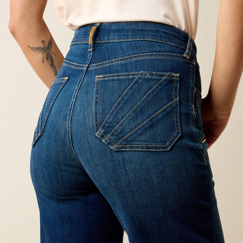 Ariat Women's Ultra High Rise Penelope Wide Leg Jeans - Image 6
