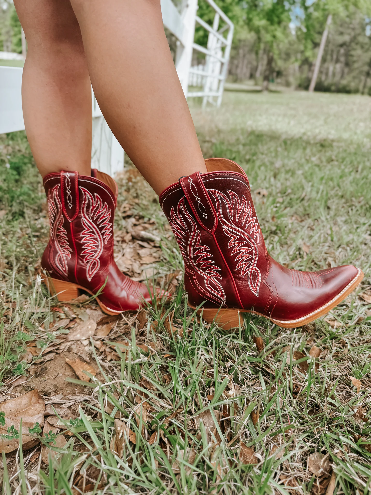 Ariat Women's Julietta Western Booties - Red Alert - Image 3