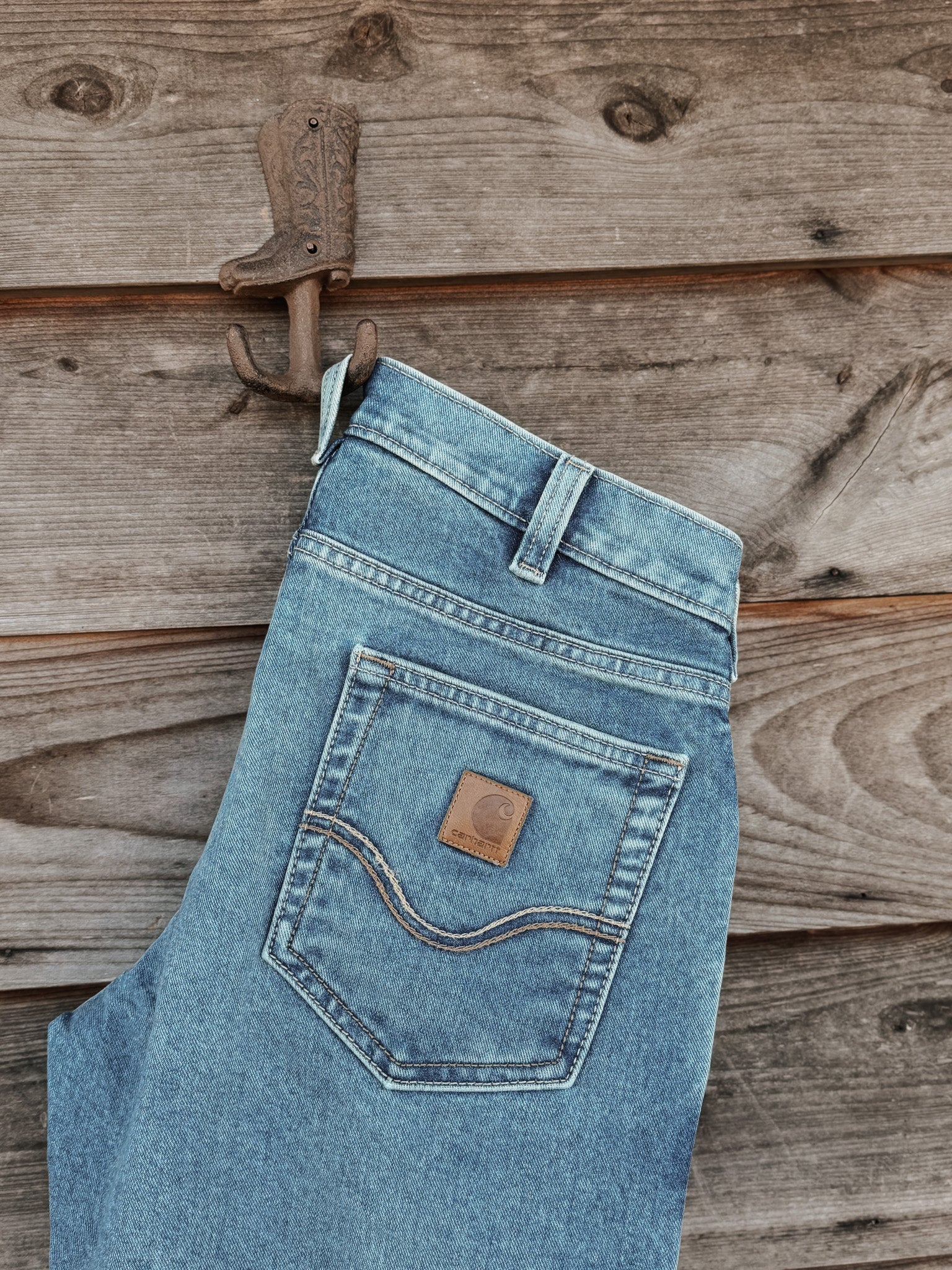 Carhartt Men's Relaxed Bootcut Rugged Flex® Jeans in Bluestem - Image 3
