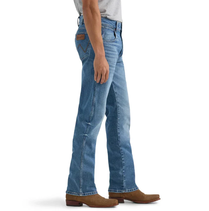 Men's Wrangler Retro Nolen Slim Fit Bootcut Jean - Image 4
