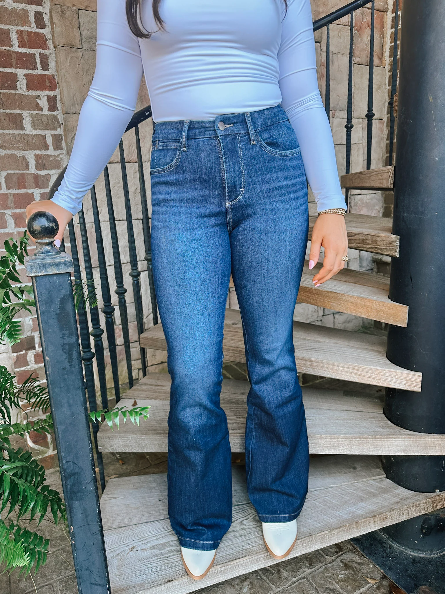 Women's Wrangler Bespoke High Rise Flare Jean - Image 6