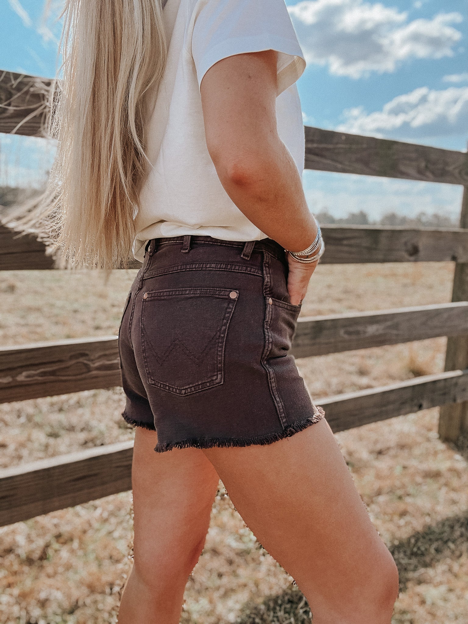 Wrangler Women's High Rise Cowboy Shorts in Cocoa - Image 16