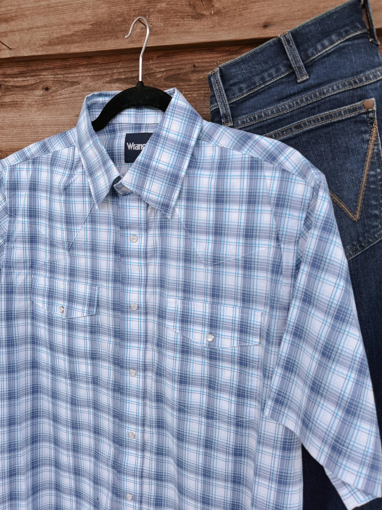 Wrangler Men's Pearl Snap Button Up Short Sleeve - Image 2