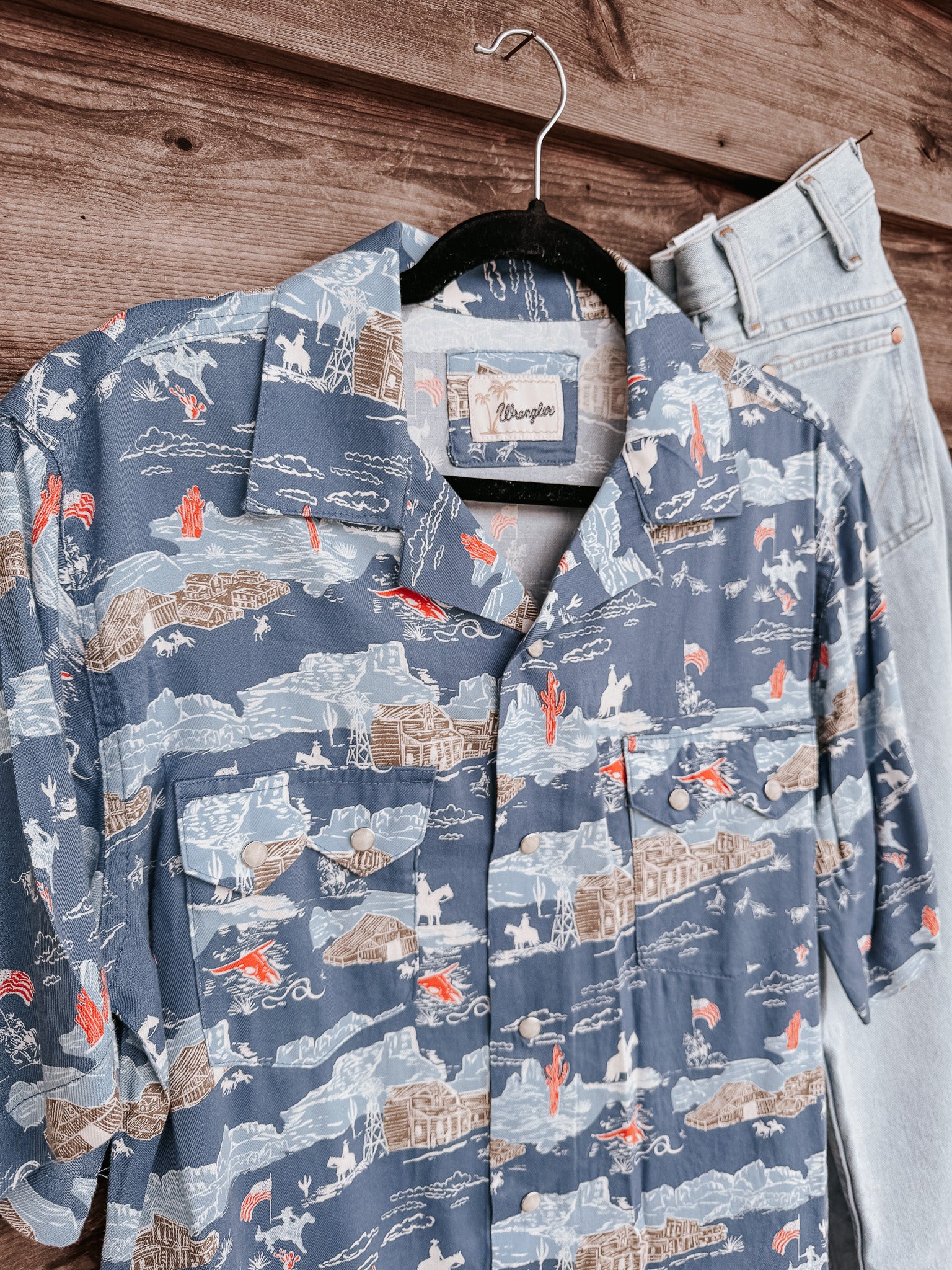 Wrangler Men's Out West Pearl Snap Shirt - Image 2