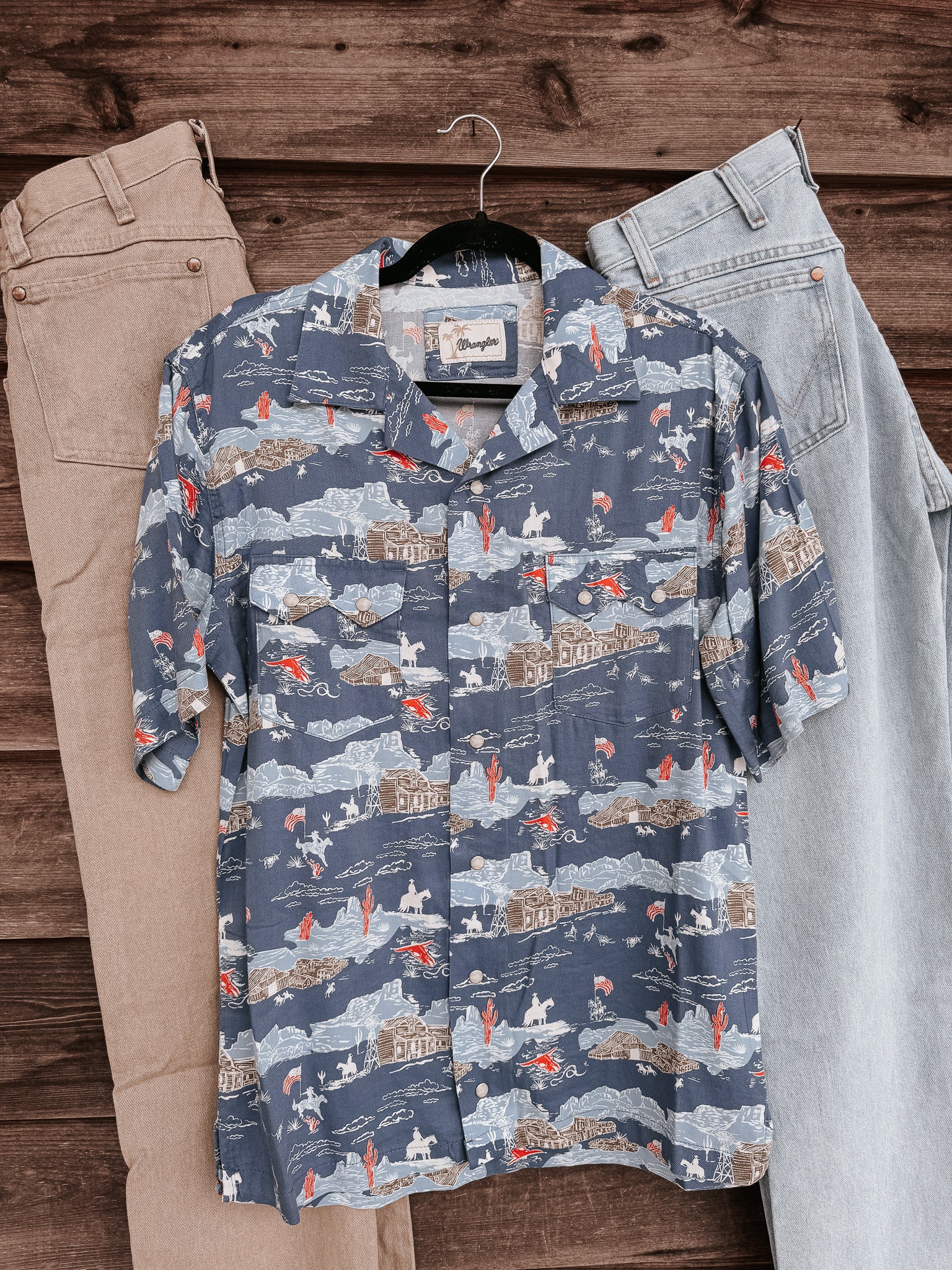 Wrangler Men's Out West Pearl Snap Shirt - Image 6