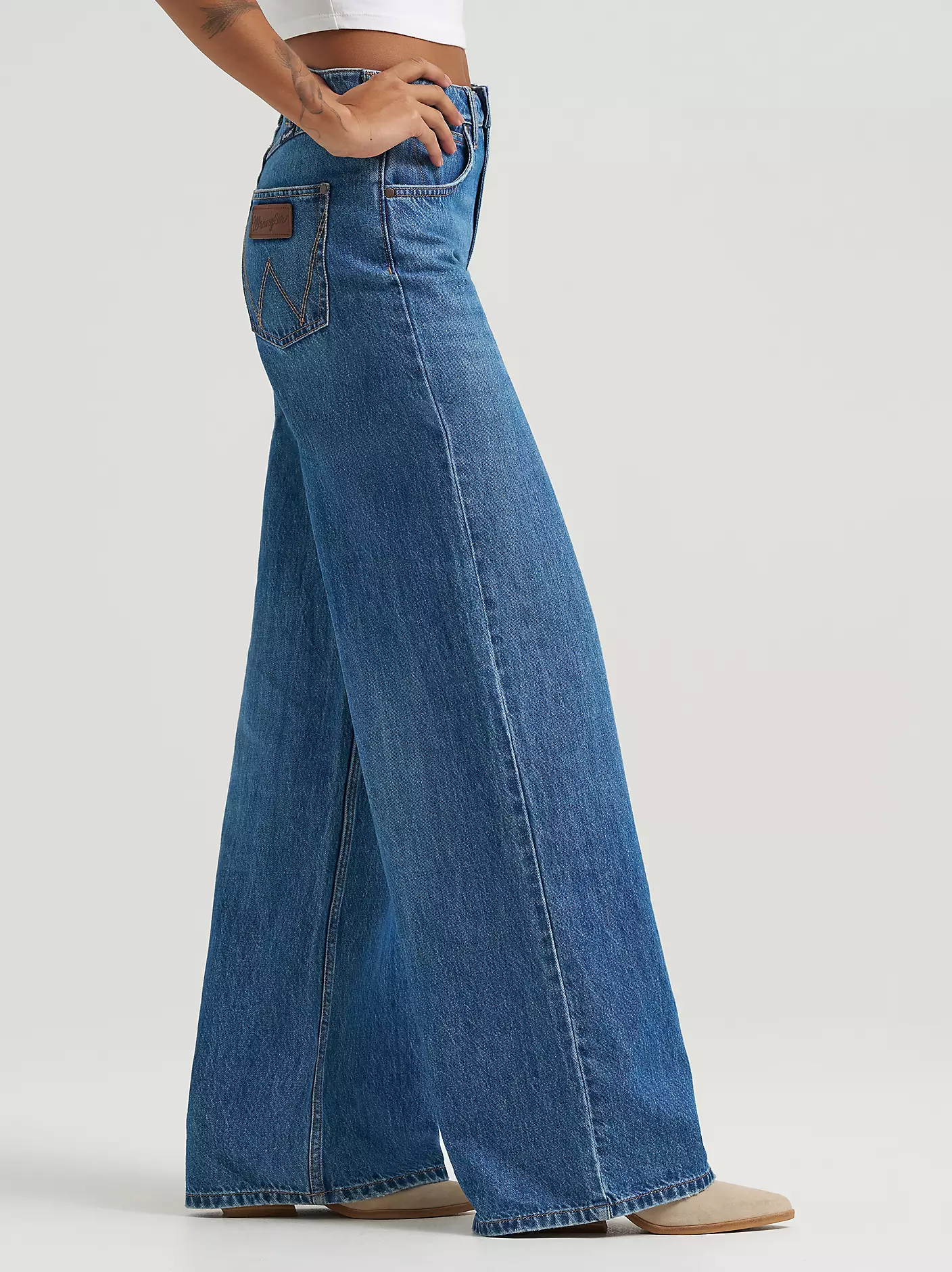 Women's Wrangler Retro Bailey High Rise Wide Leg Jean - Image 15