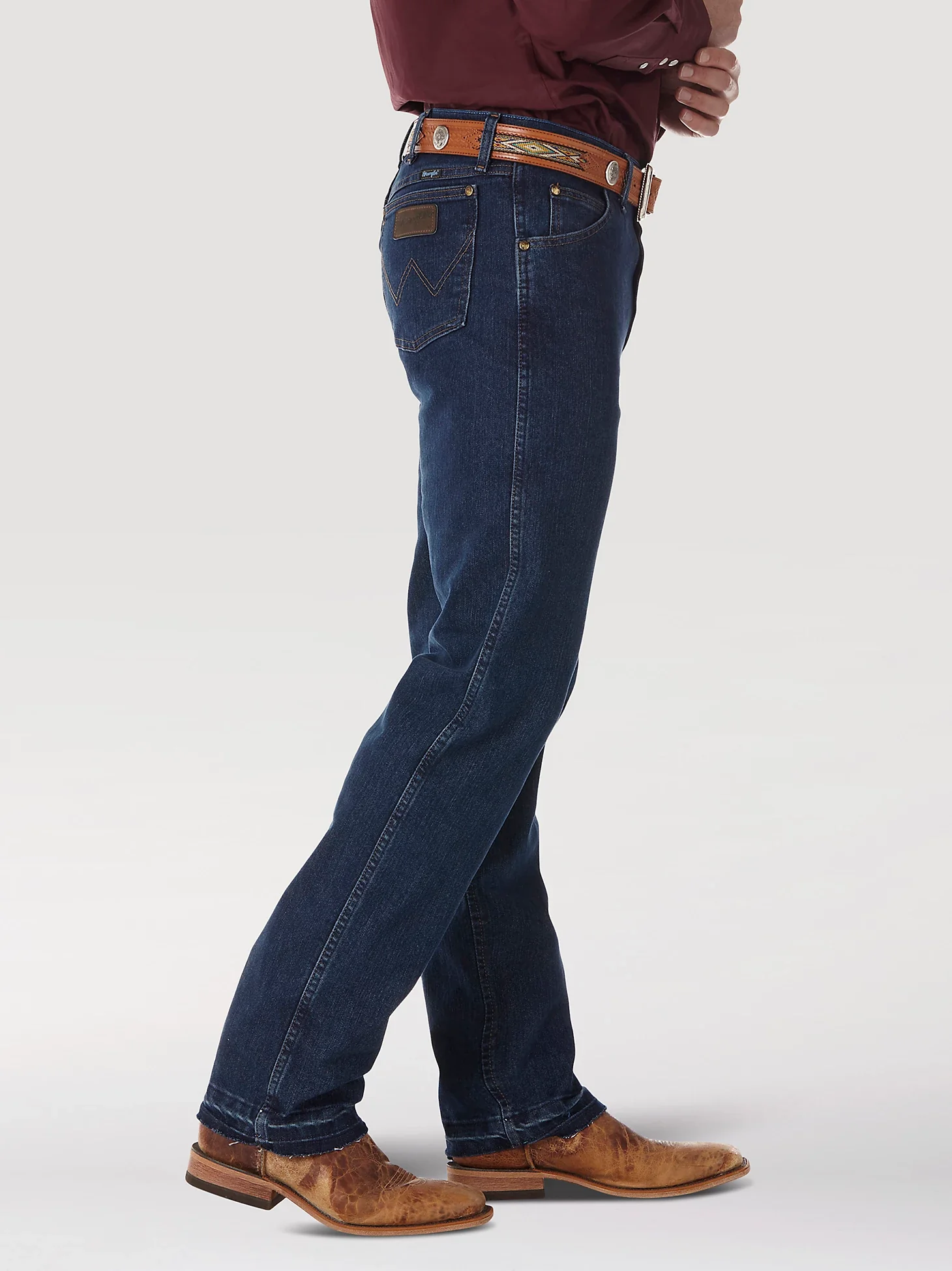 MEN'S WRANGLER PREMIUM PERFORMANCE COWBOY CUT® ADVANCED COMFORT WICKING REGULAR FIT JEAN IN MIDNIGHT RINSE - Image 5