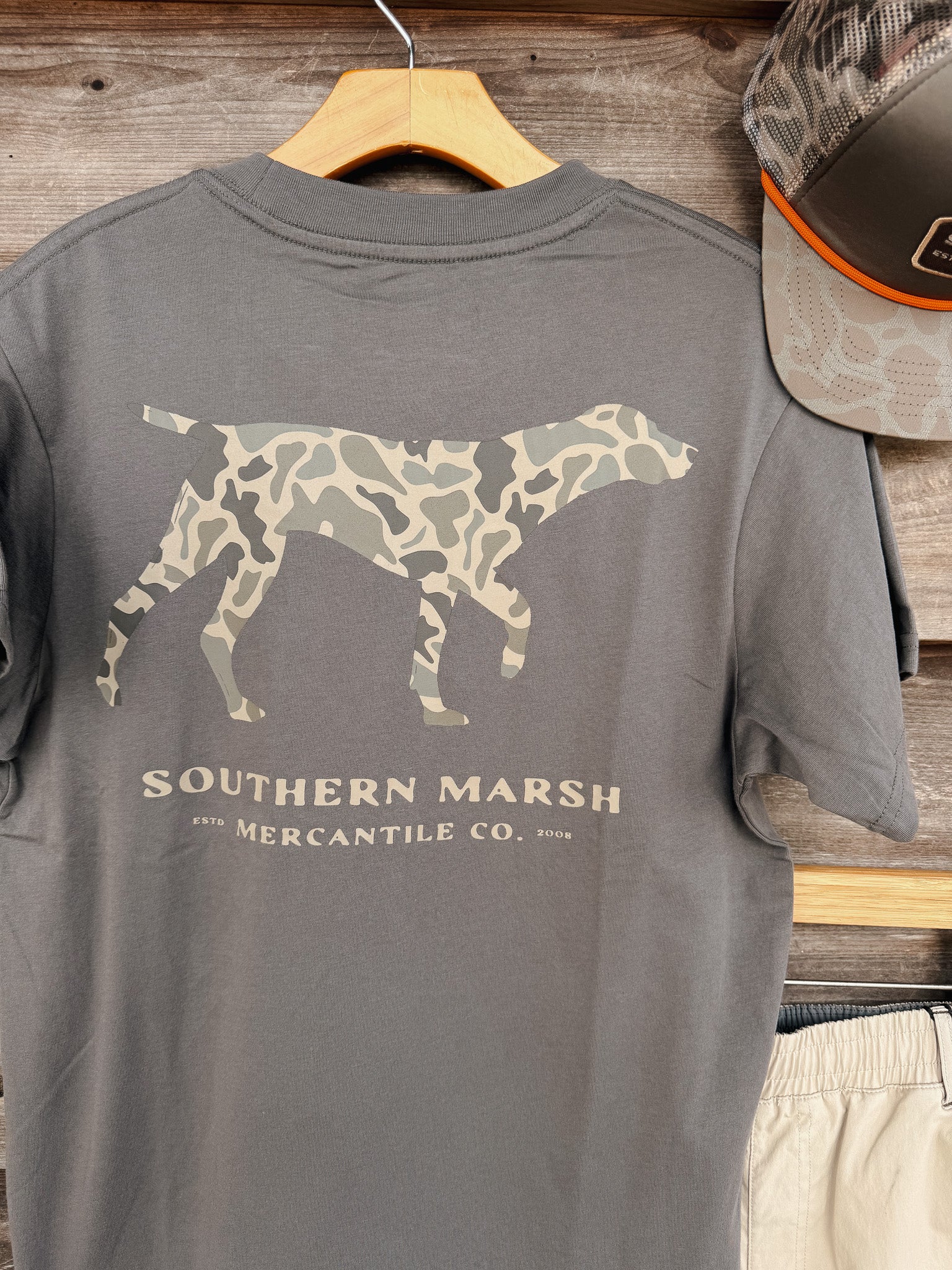 Southern Marsh Camo Pointer T-Shirt in Dark Grey - Image 3