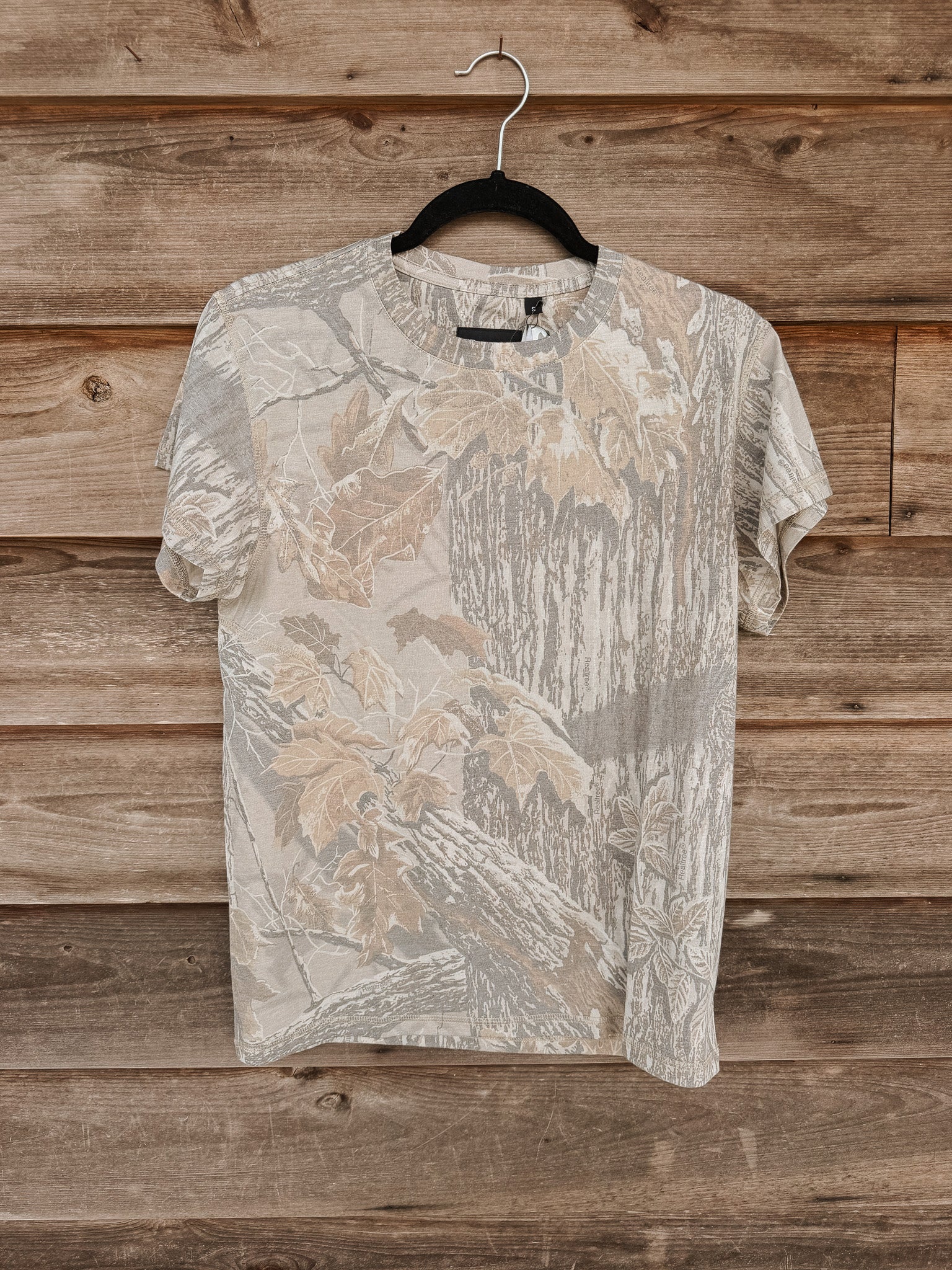 Banded Unisex Edit Tee | Realtree Xtra Grey - Image 4