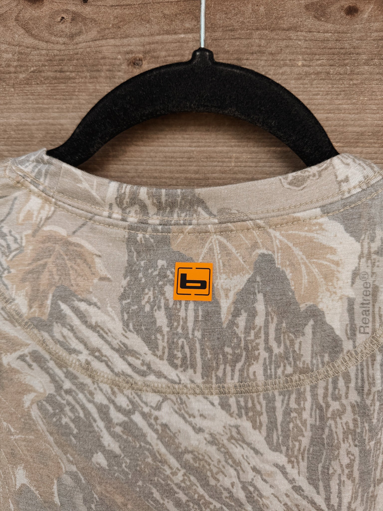Banded Unisex Edit Tee | Realtree Xtra Grey - Image 6