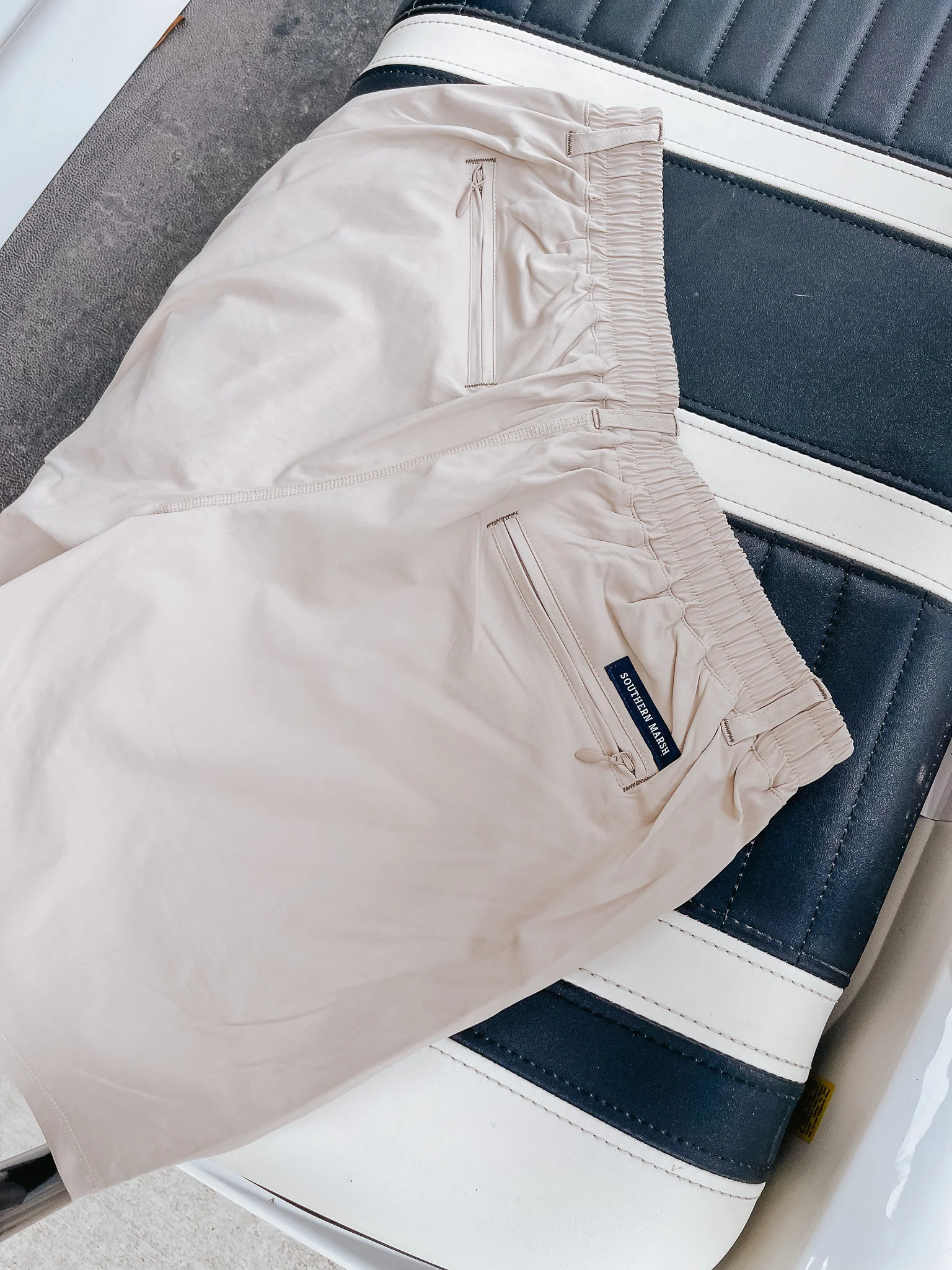 Southern Marsh Men's Billfish Lined Performance Short in Khaki - Image 6