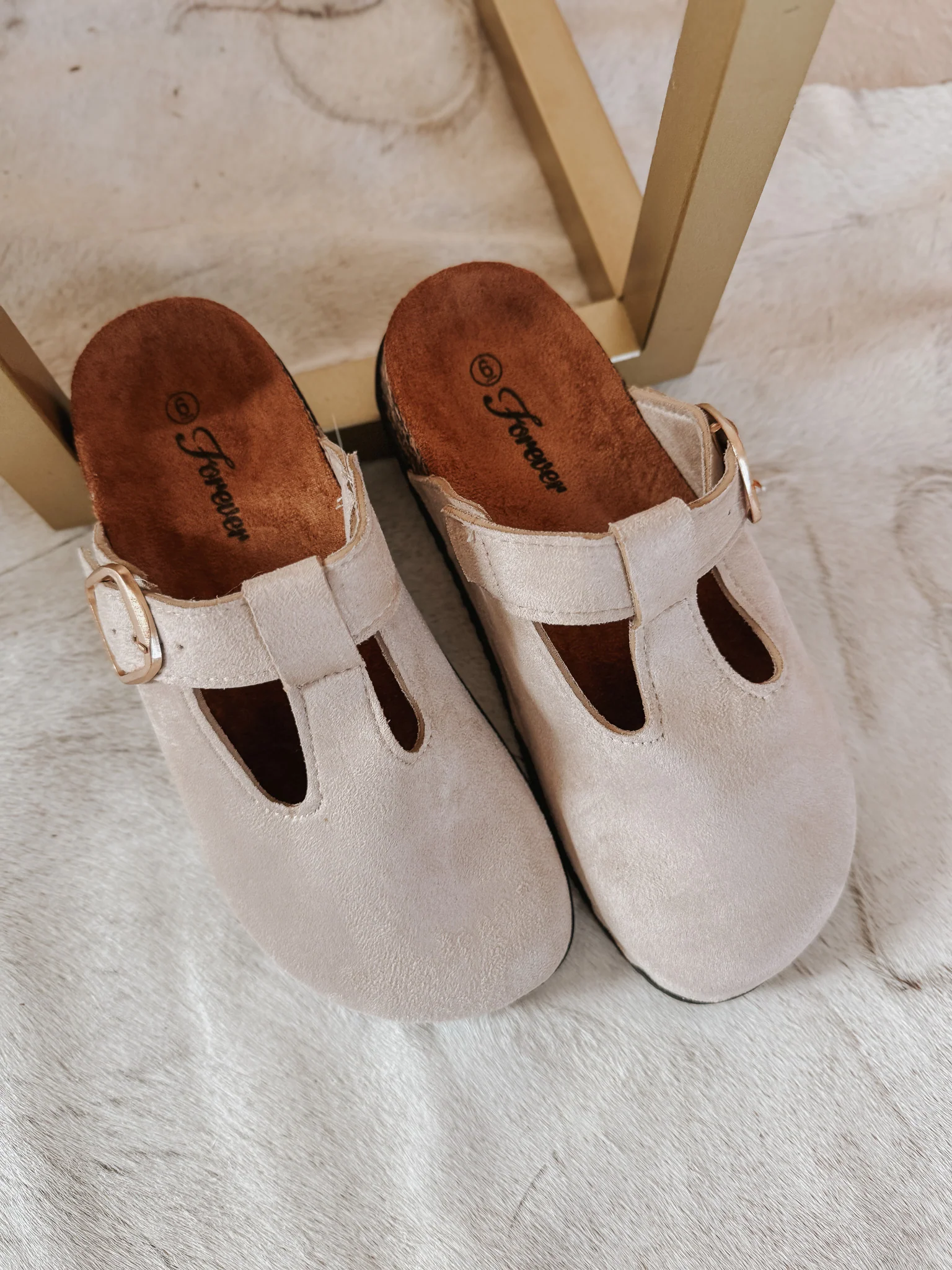 The Cork Clog in Sand - Image 7