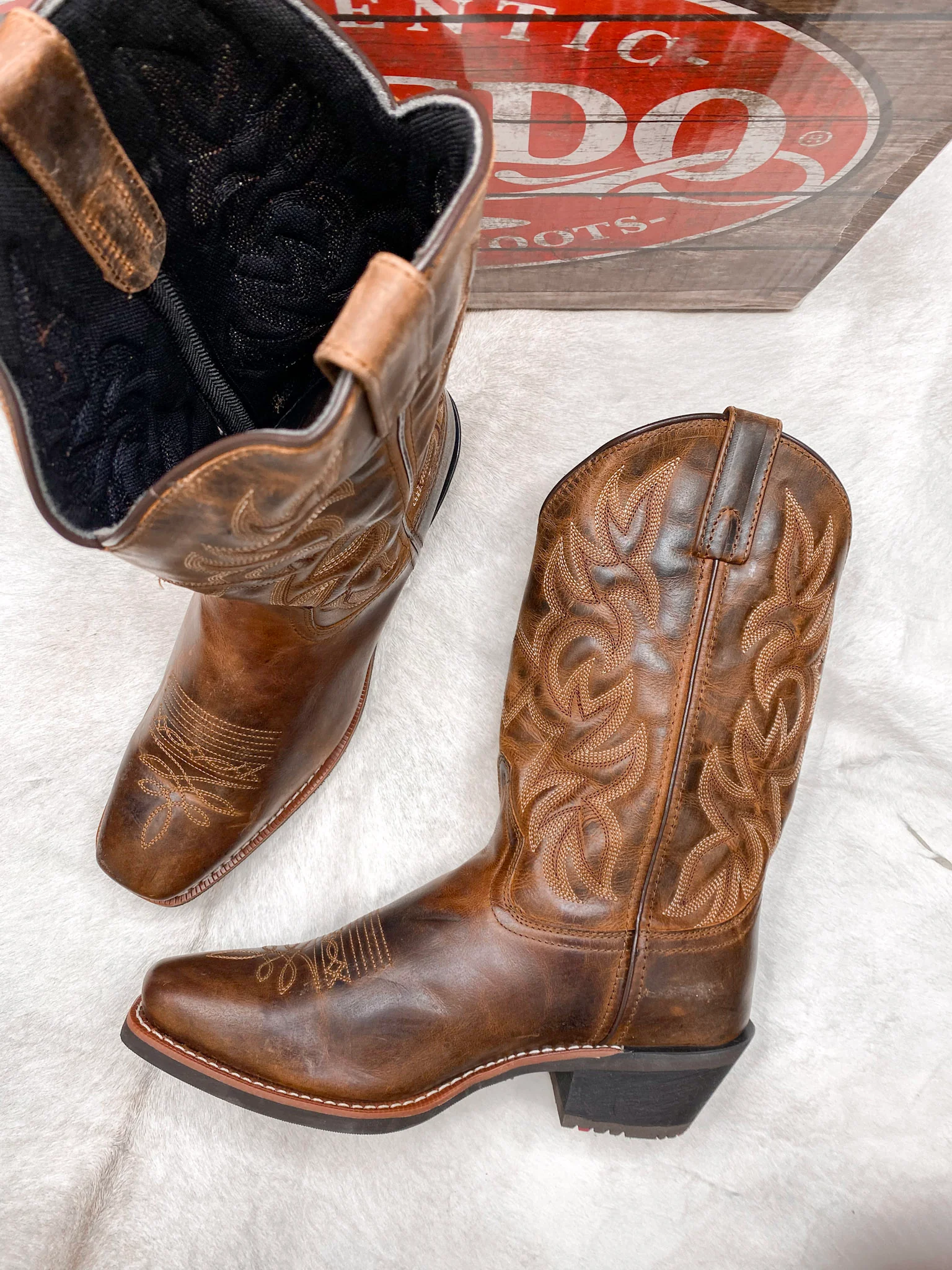 LAREDO BREAKOUT LEATHER BOOT - Image 4