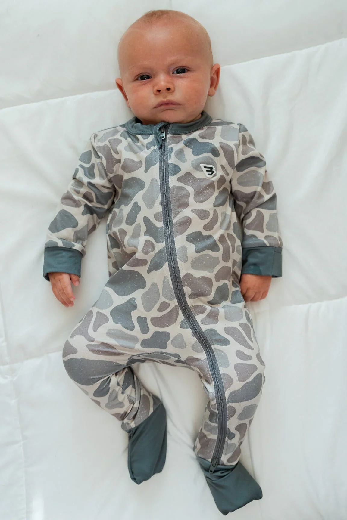 Burlebo Baby Zip Up Onsie in Classic Deer Camo - Image 2
