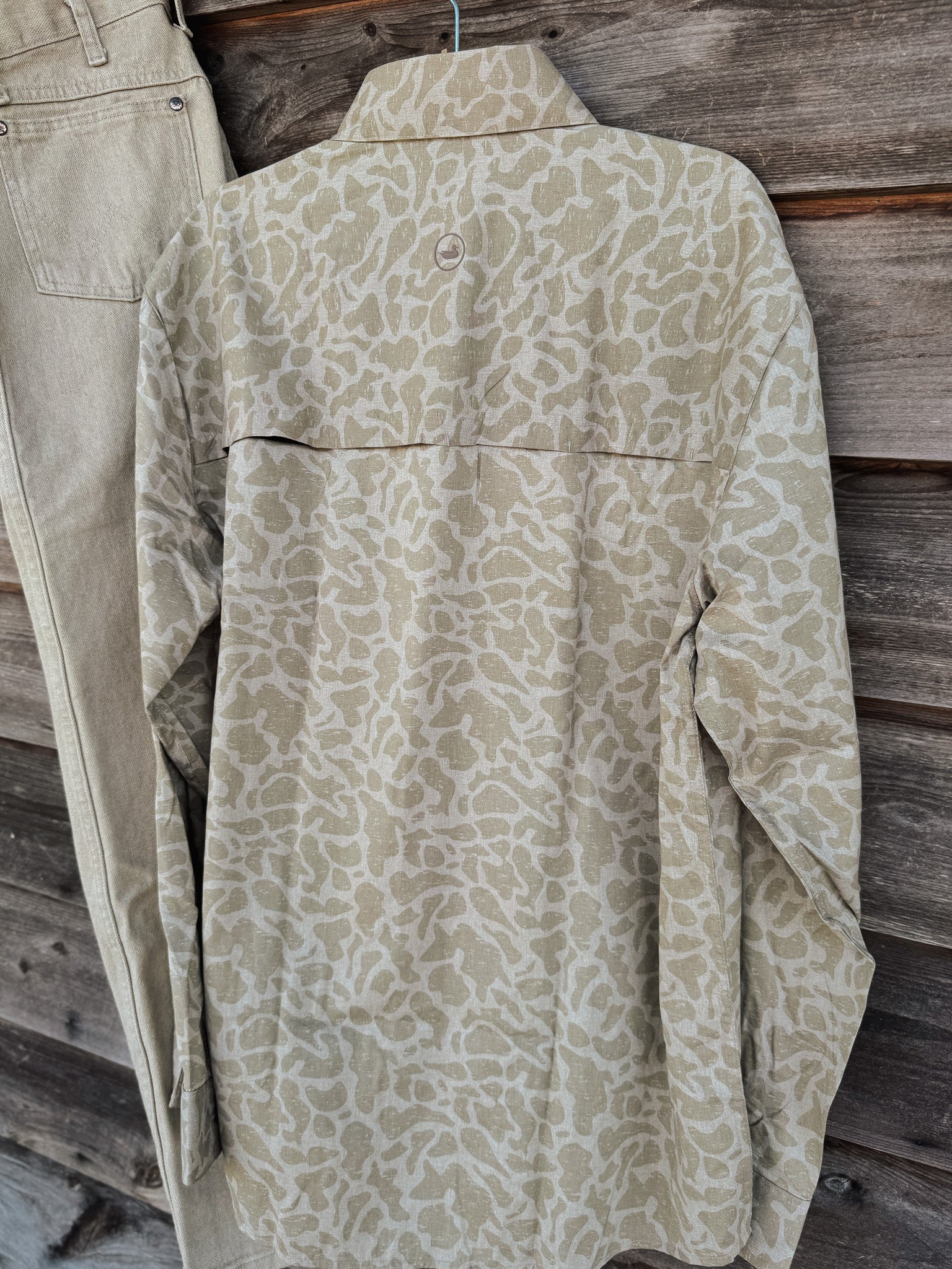 Men's Southern Marsh Merida Mar Camo Performance Shirt in Burnt Taupe - Image 7
