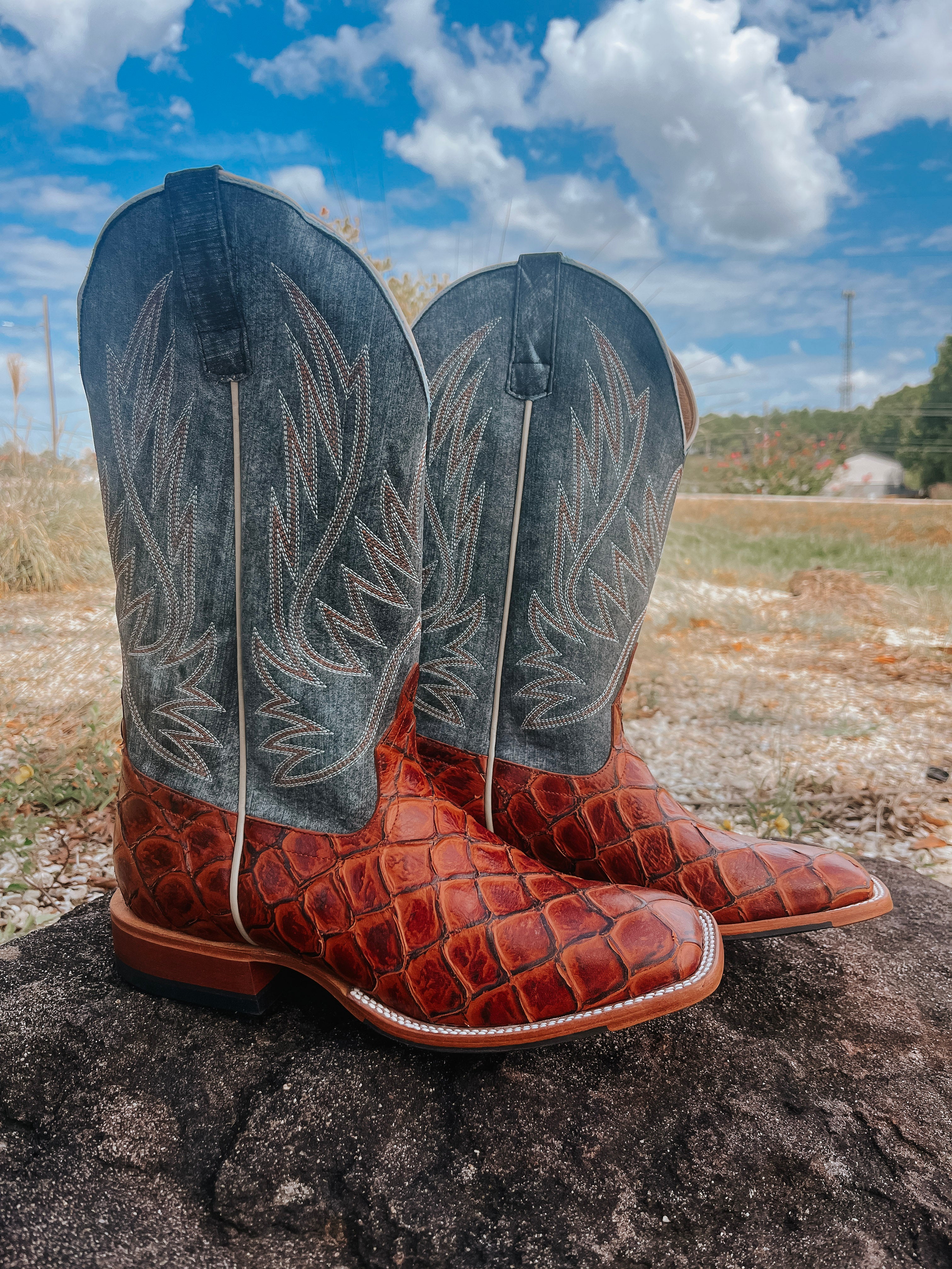 MEN'S HORSE POWER COGNAC FISH BOOT - Image 2