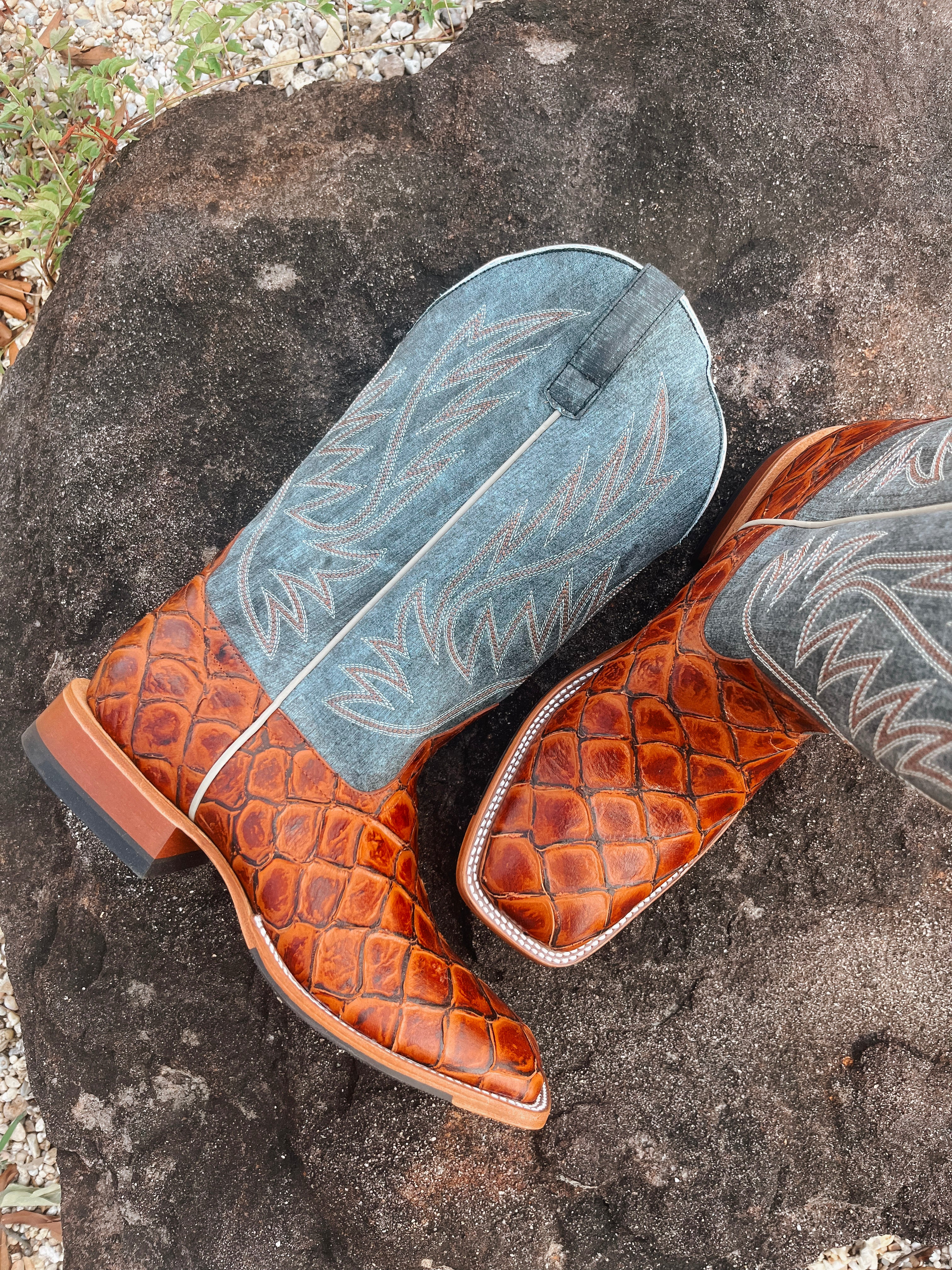 MEN'S HORSE POWER COGNAC FISH BOOT - Image 3