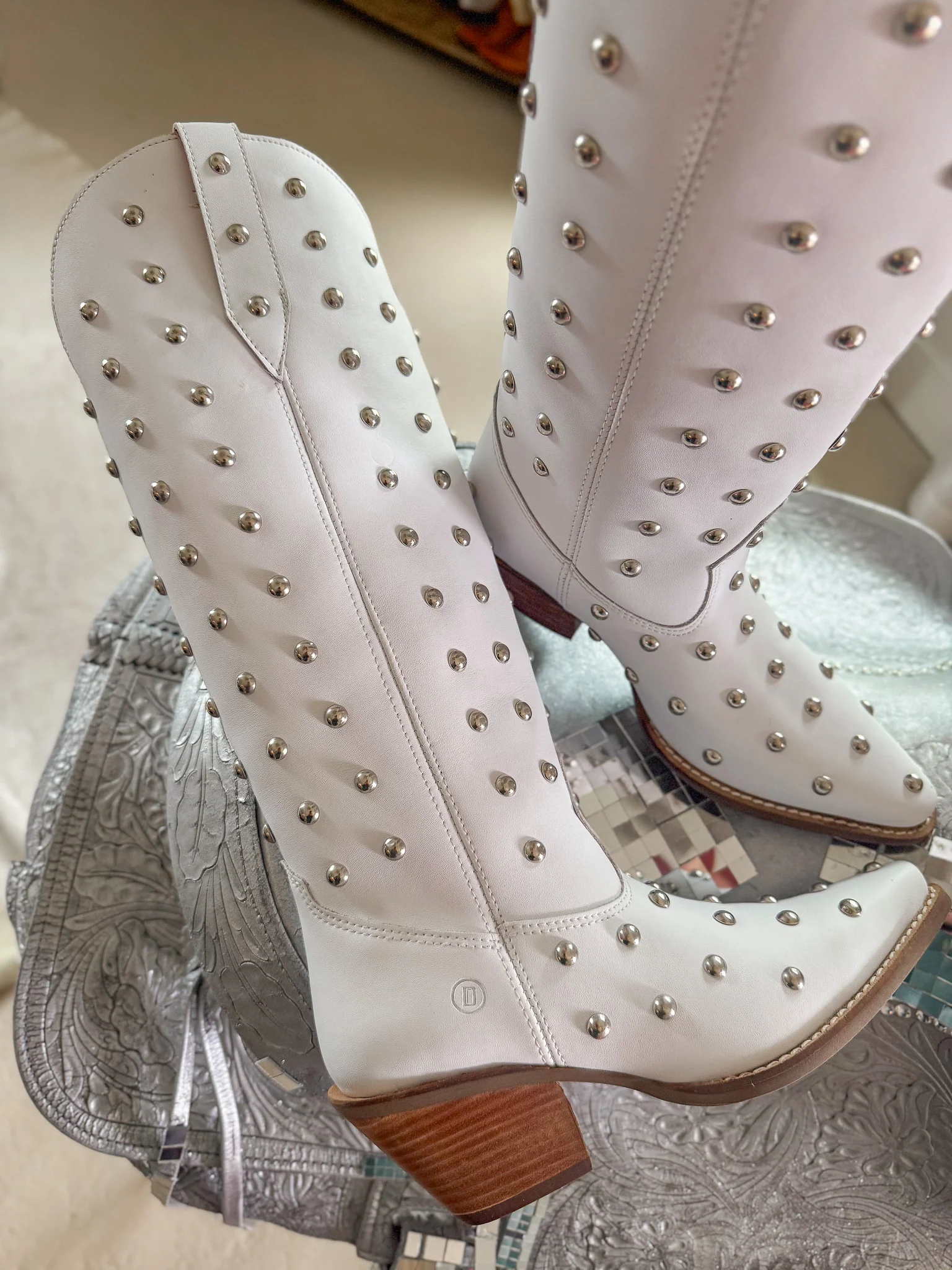 Women's Dingo Broadway Bunny Boots - Image 4