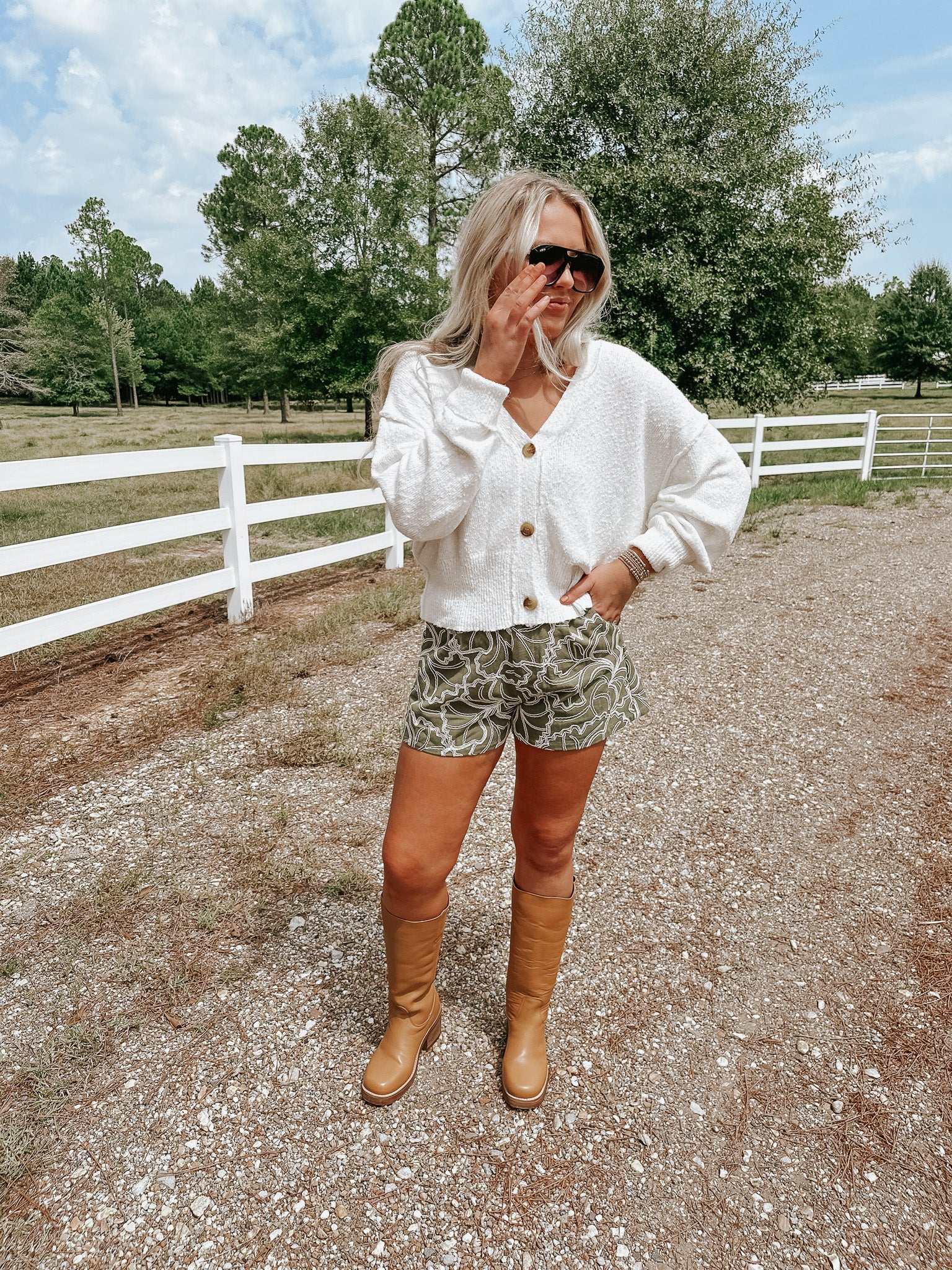 Women's Dingo Vagabond Fashion Boots in Mustard - Image 8