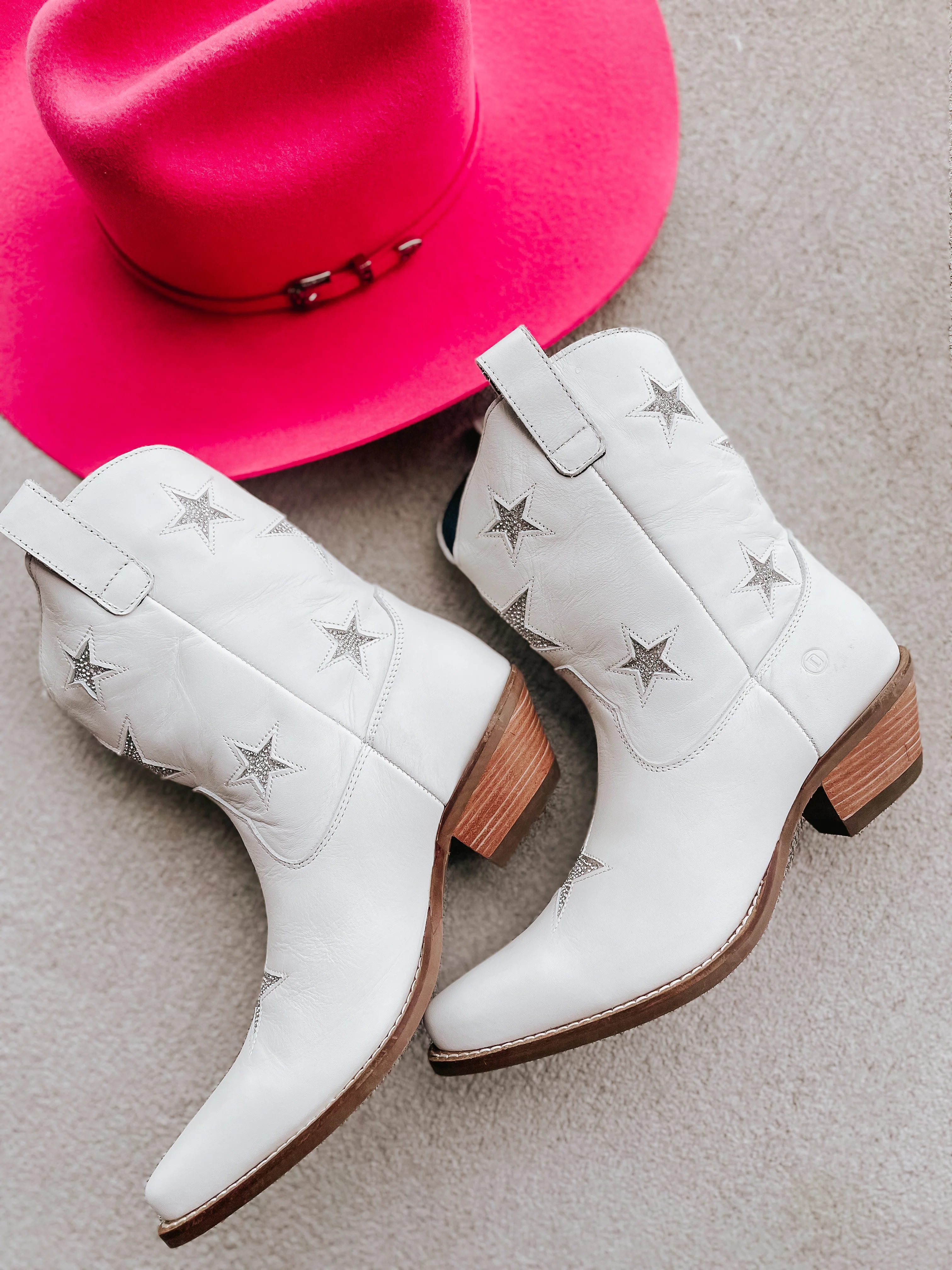 Dingo Star Struck White Leather Bootie - Image 10