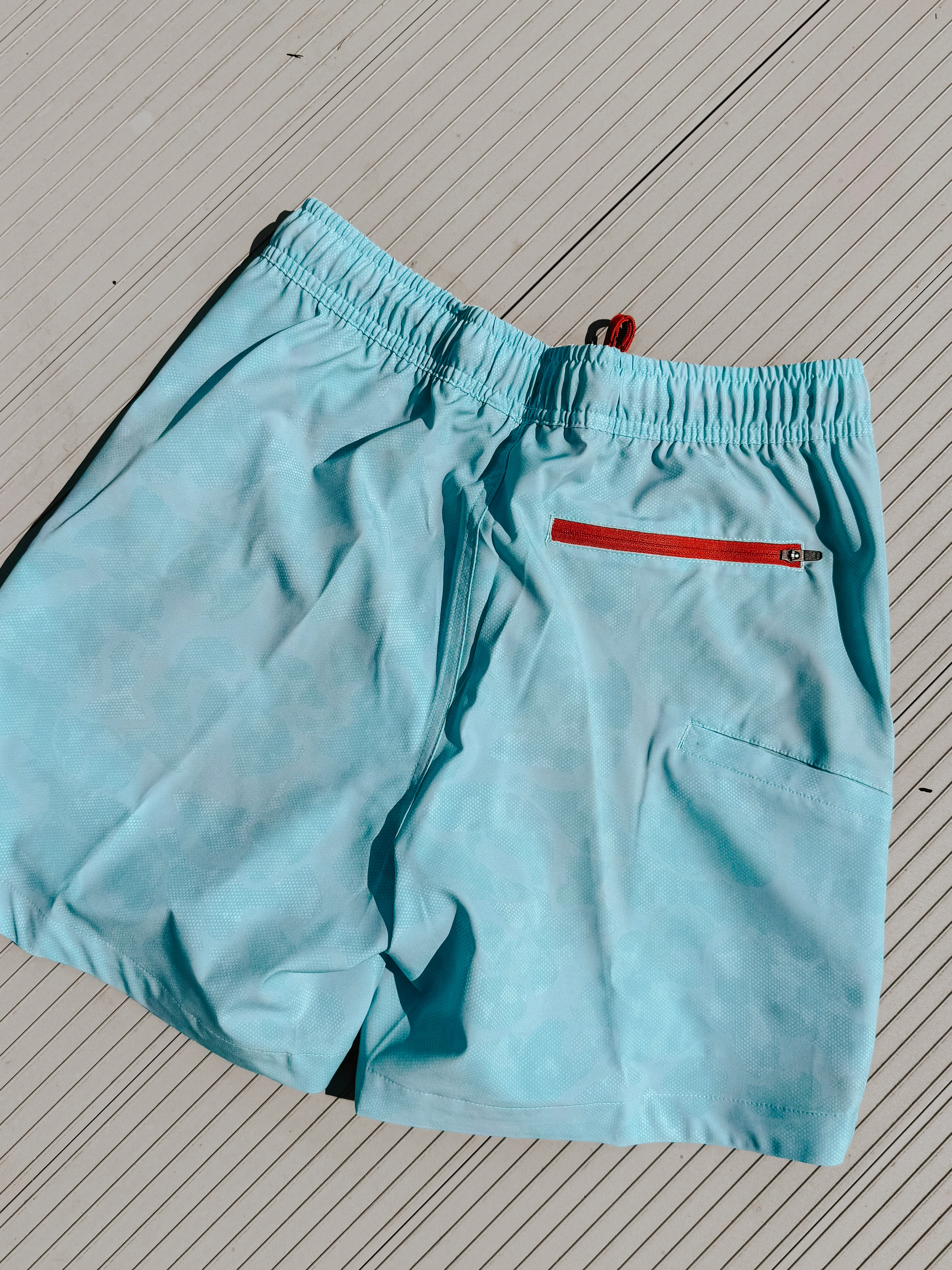 Drake Men's Lake Shore Dock 6" Shorts - Old School Turquoise - Image 3
