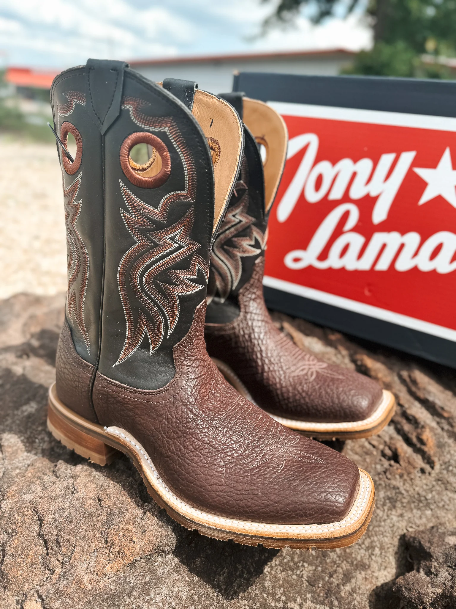 Men's Tony Lama Avalos Gonac Shark 11" Boot - Image 14
