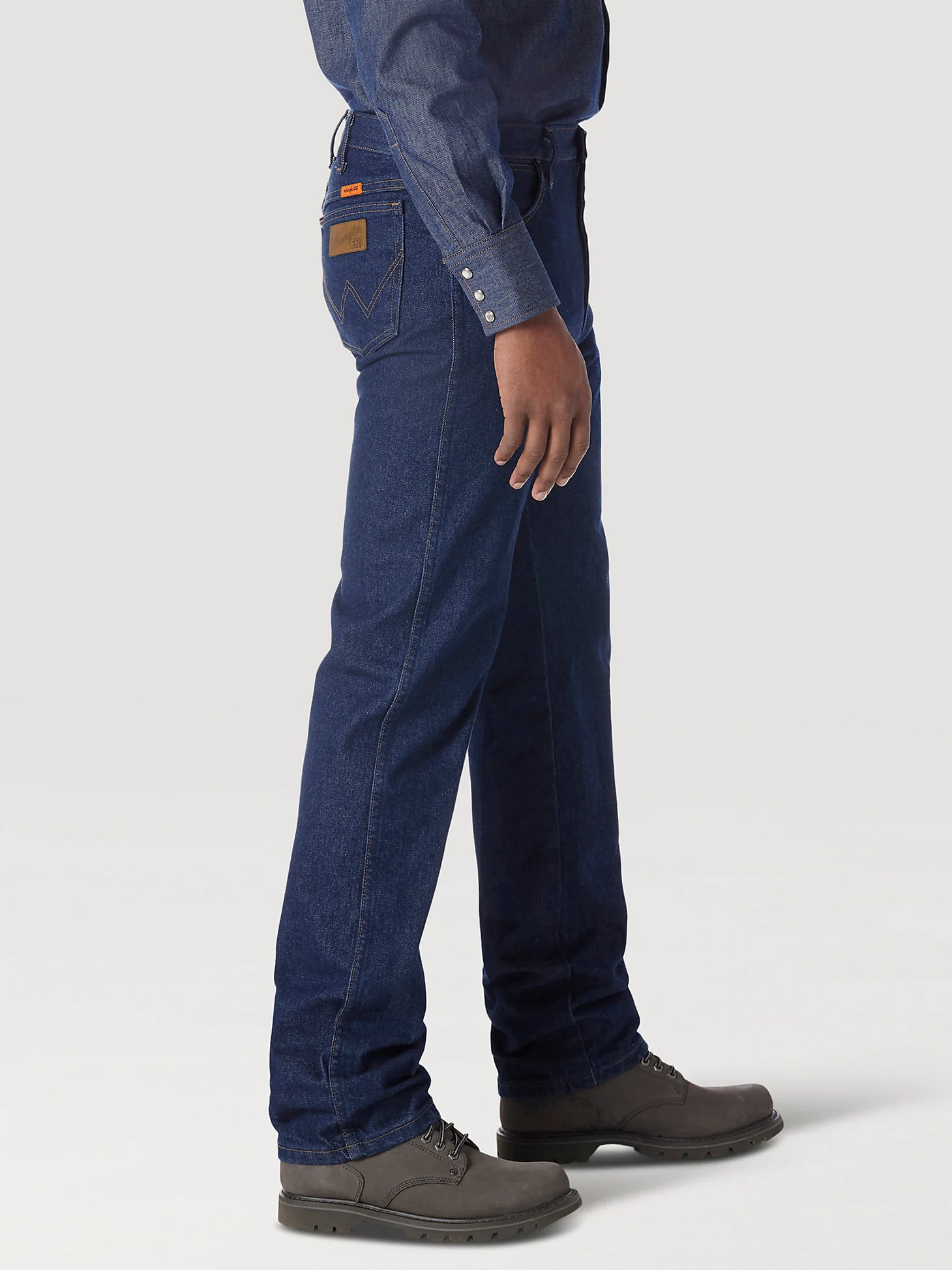 Wrangler FR Flame Resistant Original Fit Jean in Prewash - Image 3