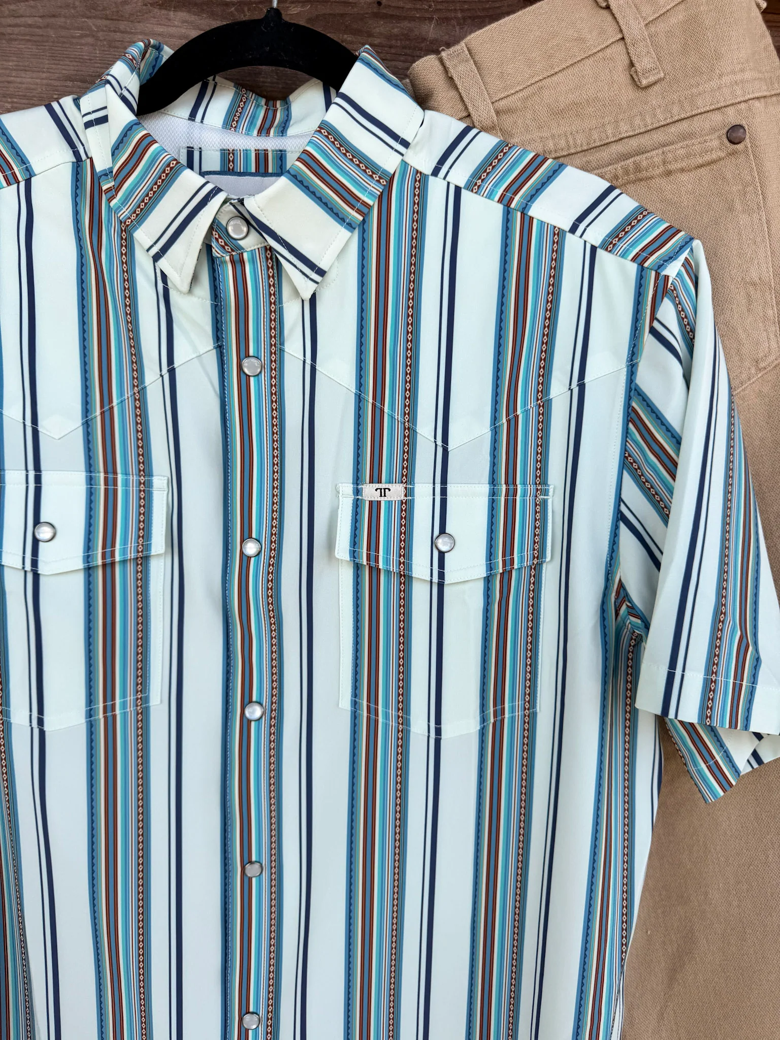 Ferrell The James in Light Blue - Short Sleeve Snap Shirt - Image 4