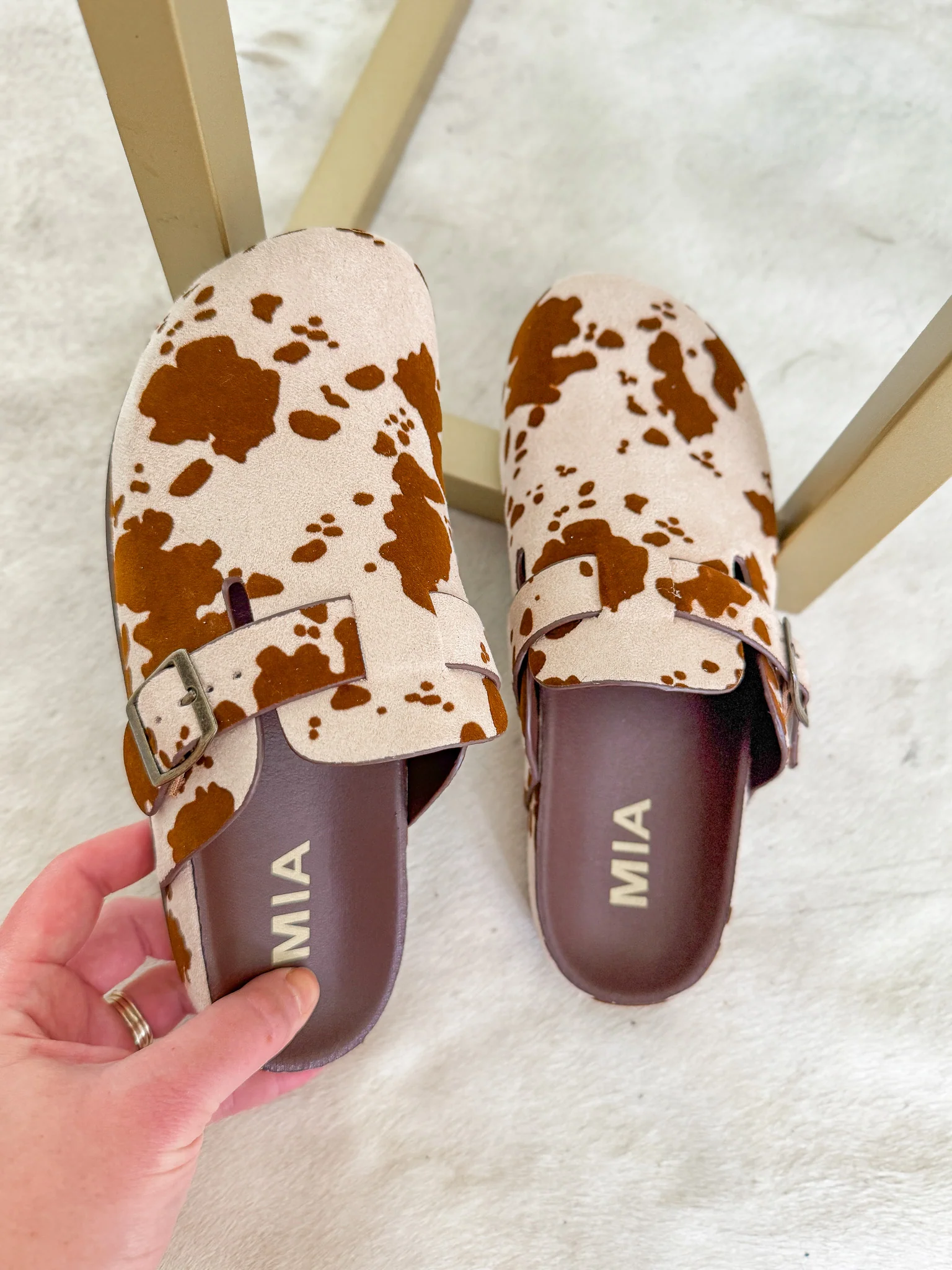 The Gipsy Brown Cow Clogs - Image 4