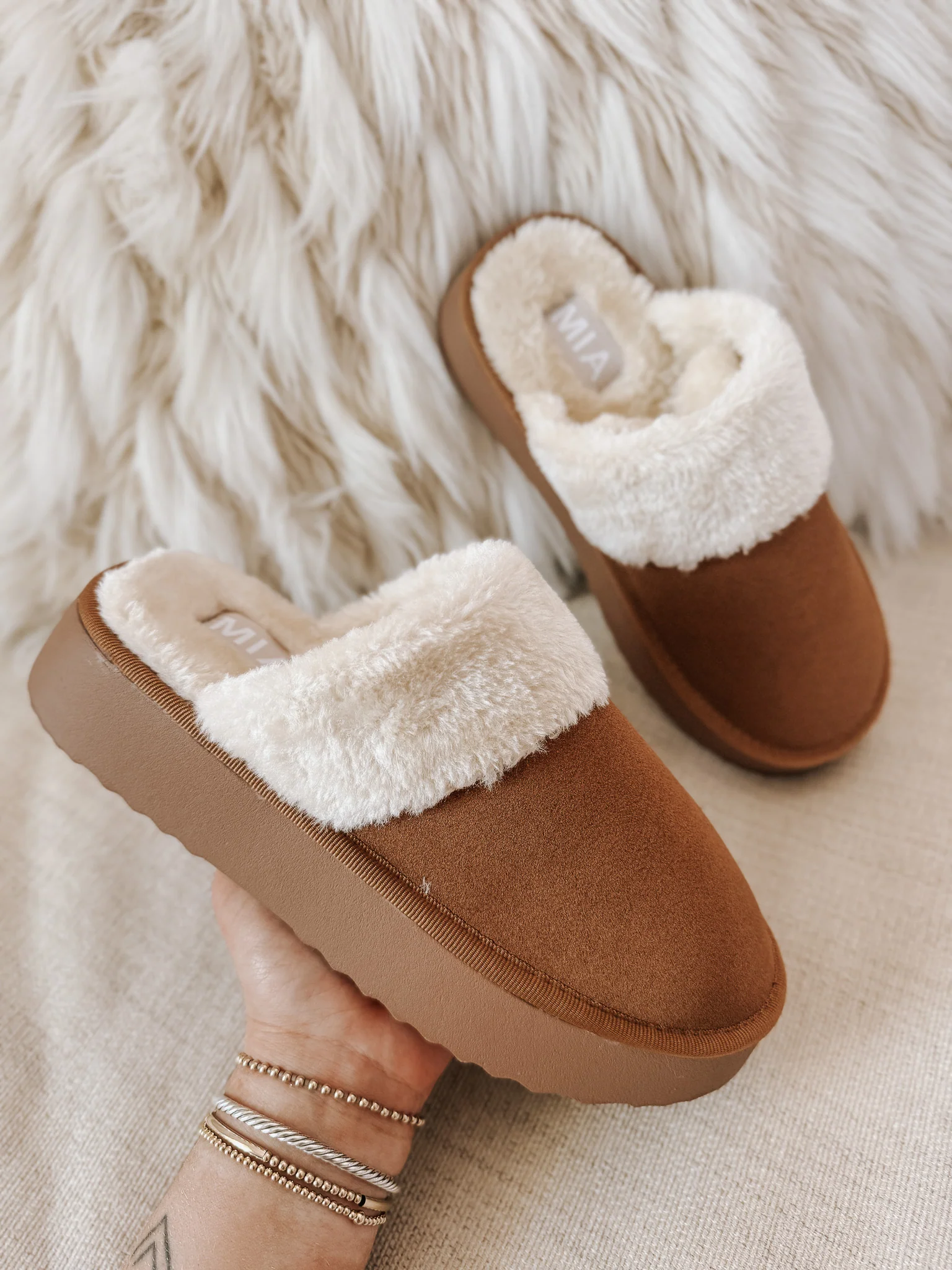 Chasing Chill Slippers - Image 7