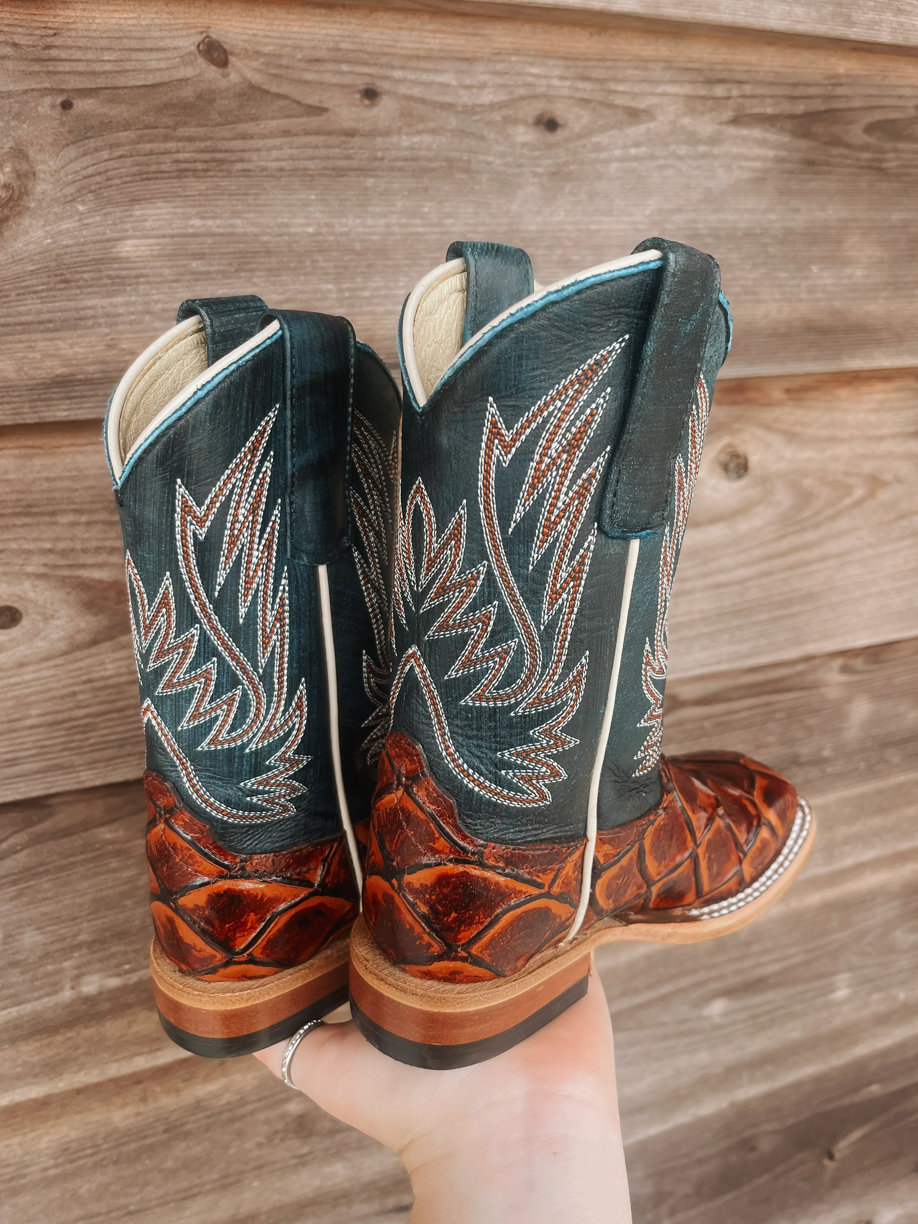 Youth Horse Power Cognac Filet of Fish Bottom with Seas the Day Top Boots - Image 3