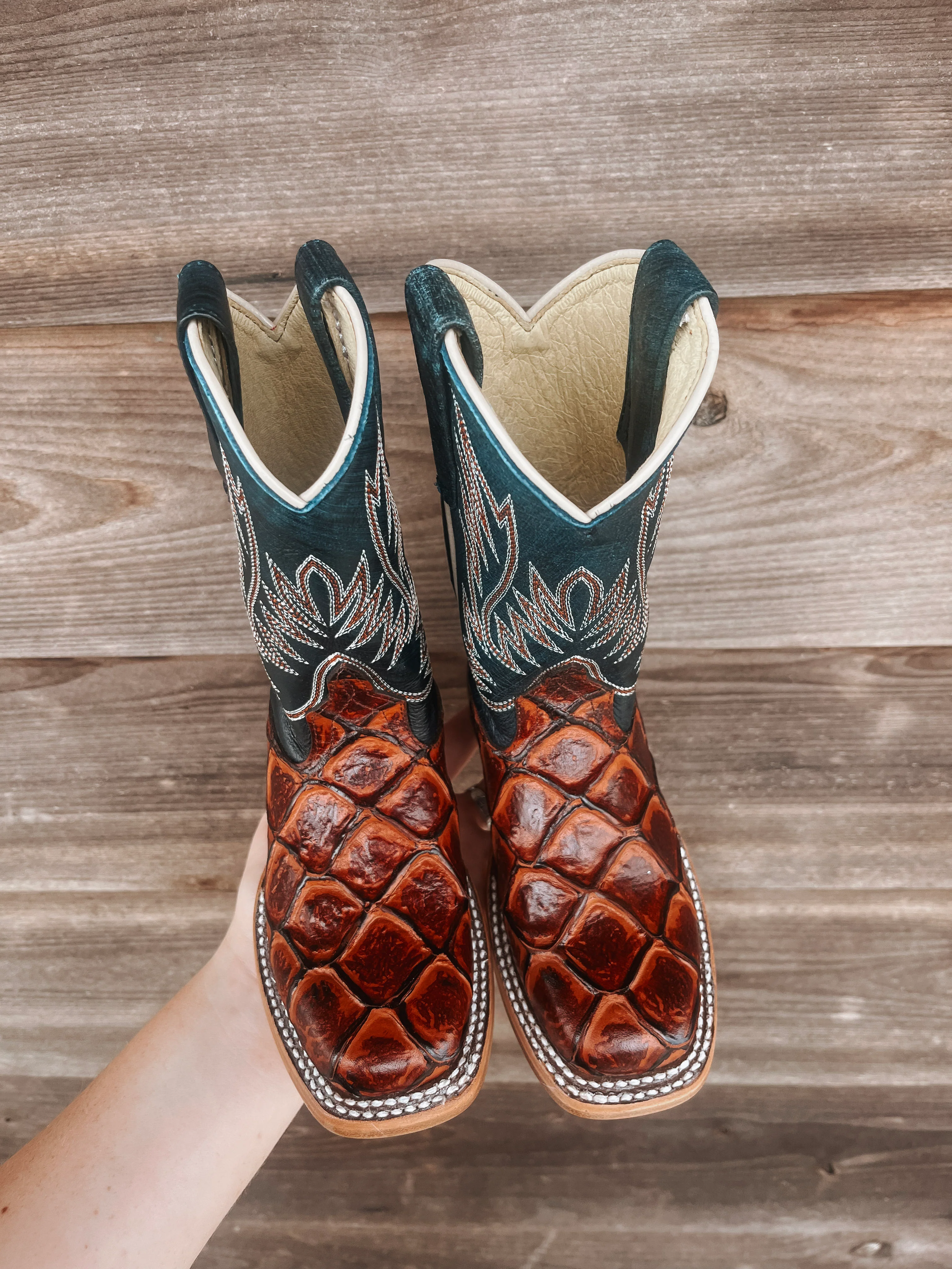 Youth Horse Power Cognac Filet of Fish Bottom with Seas the Day Top Boots - Image 4