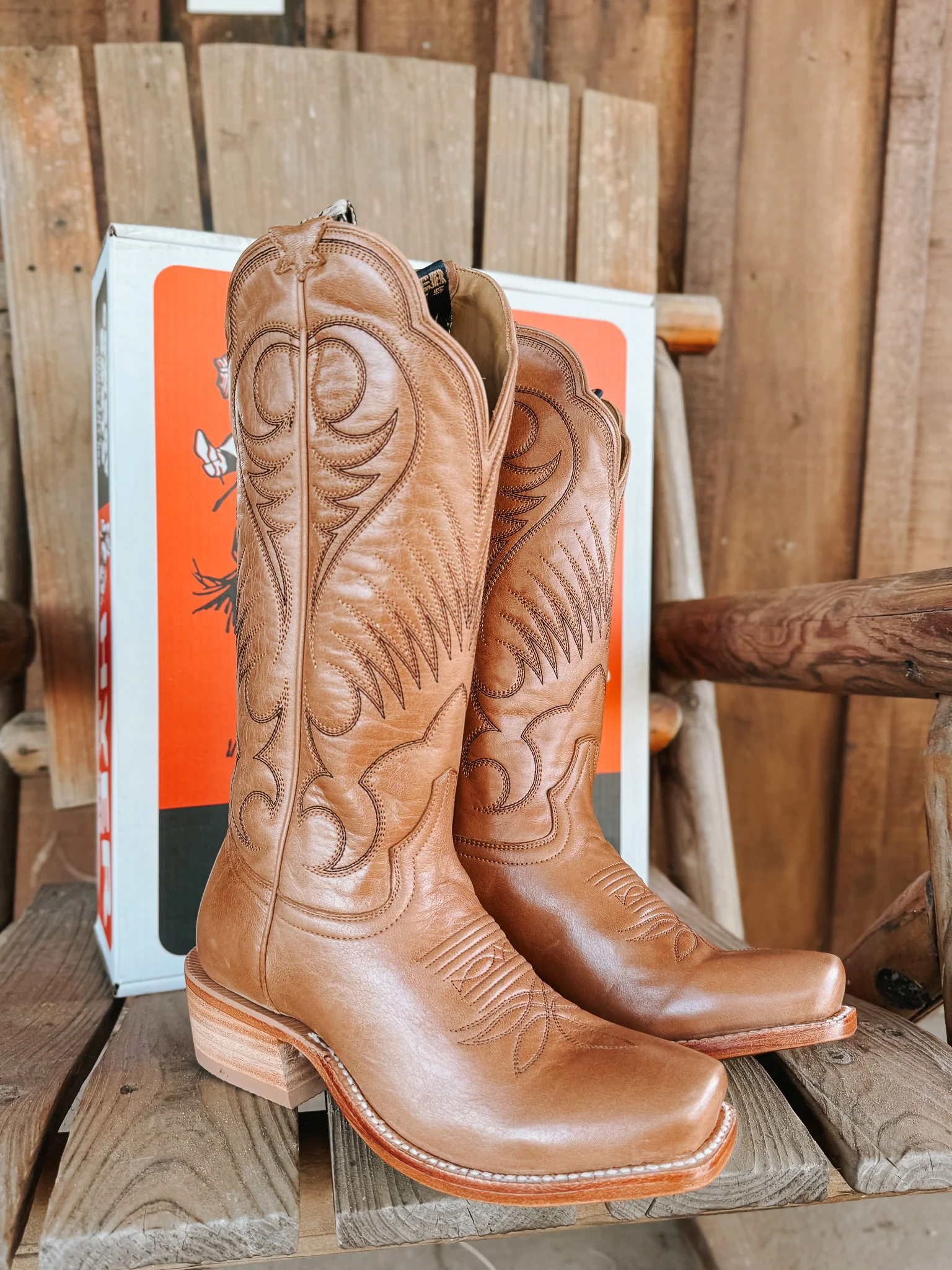 Women's Hyer Leawood Honey Mestizo Boots - Image 3