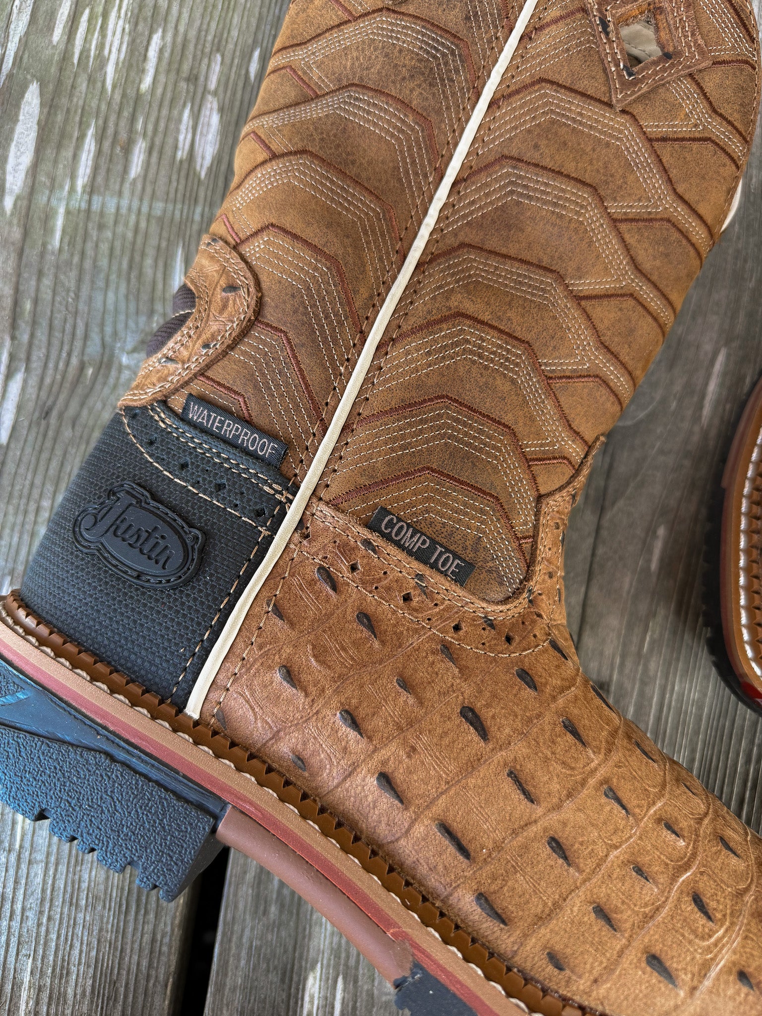 MEN'S JUSTIN CROC PRINT DERRICKMAN COMPOSITE TOE WATERPROOF BOOTS - Image 3