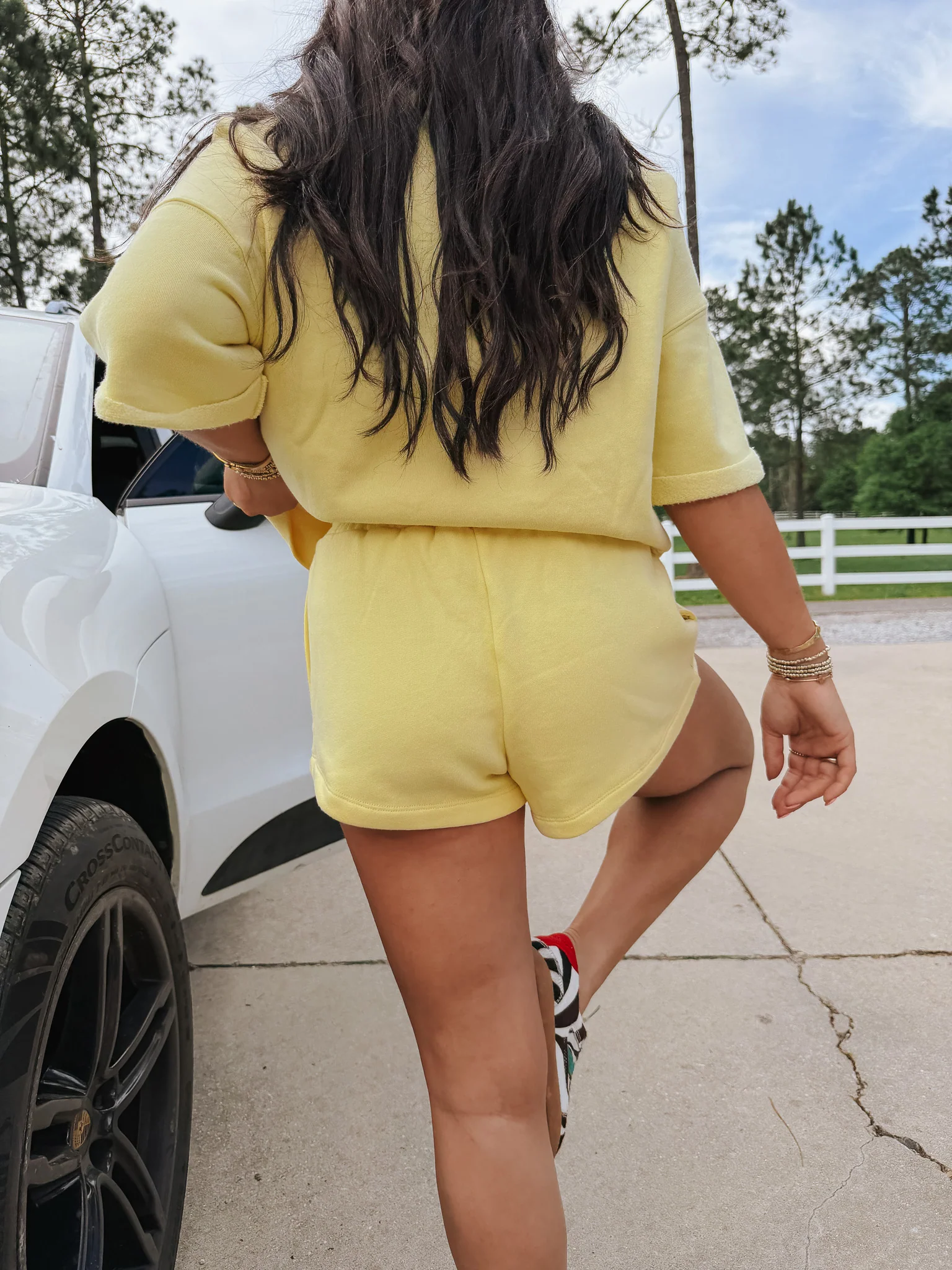 Comfort in Malibu Sweat Set in Yellow - Image 5