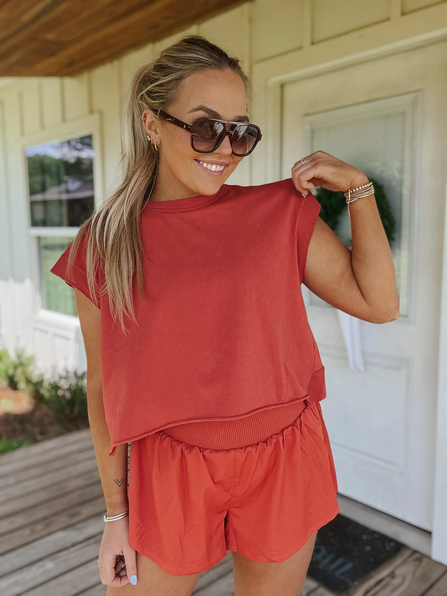 The Swift Shorts in Brick Red - Image 2