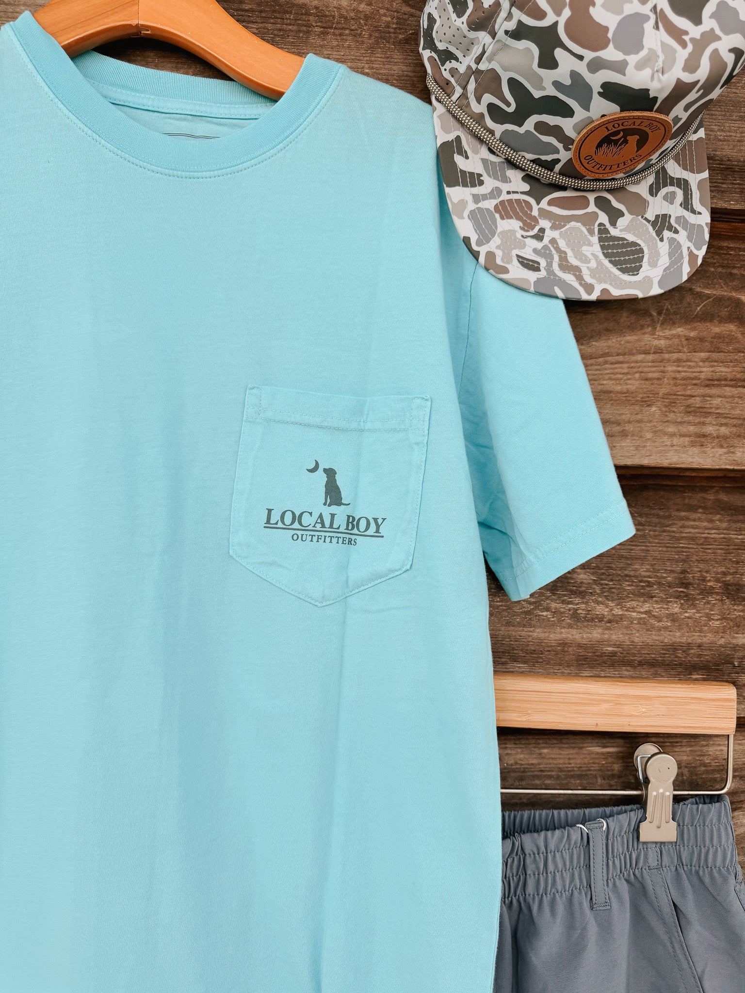 Local Boy Vintage Pointer T-Shirt - Image 4